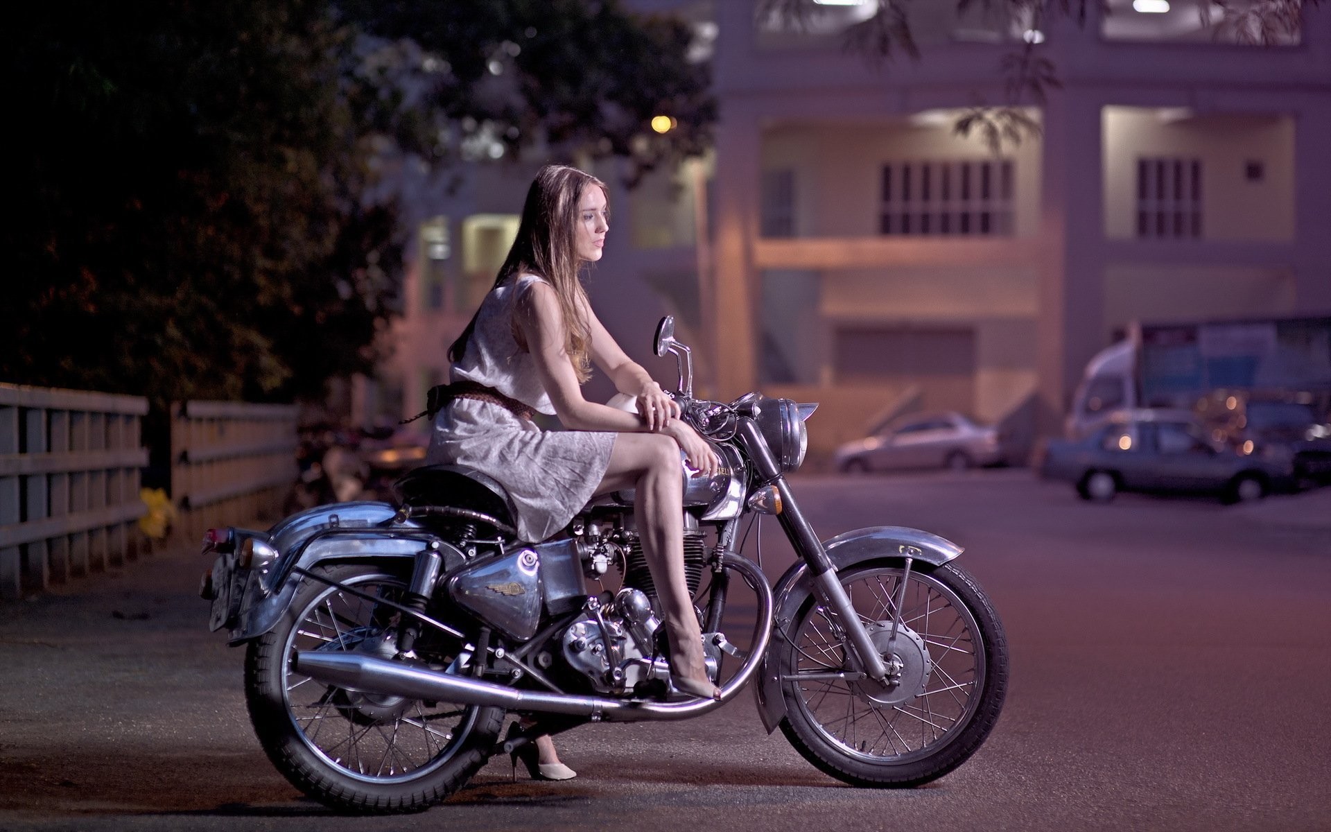 1920x1200 girl street bike