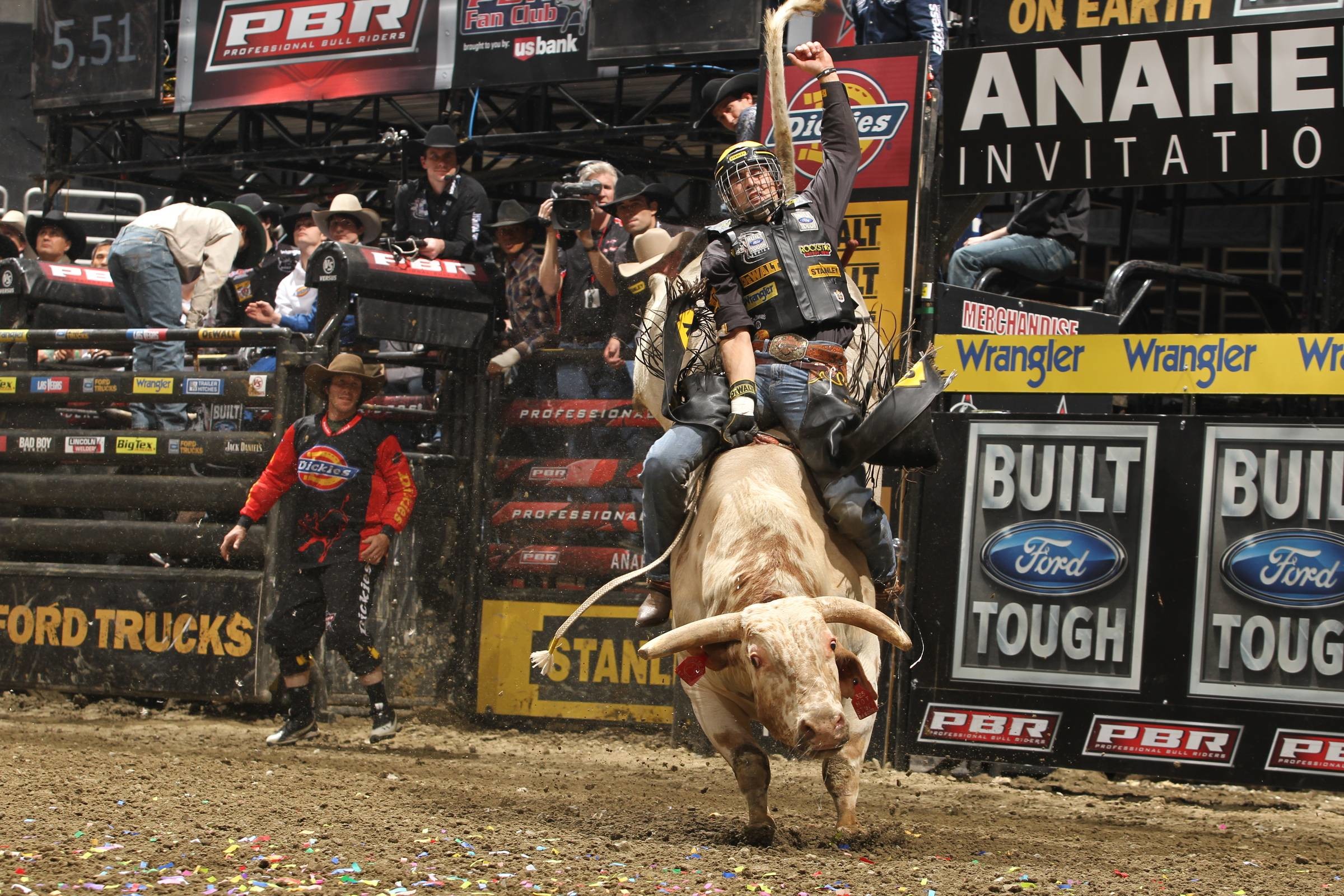 2400x1600 Images For > Pbr Bull Riding Wallpaper
