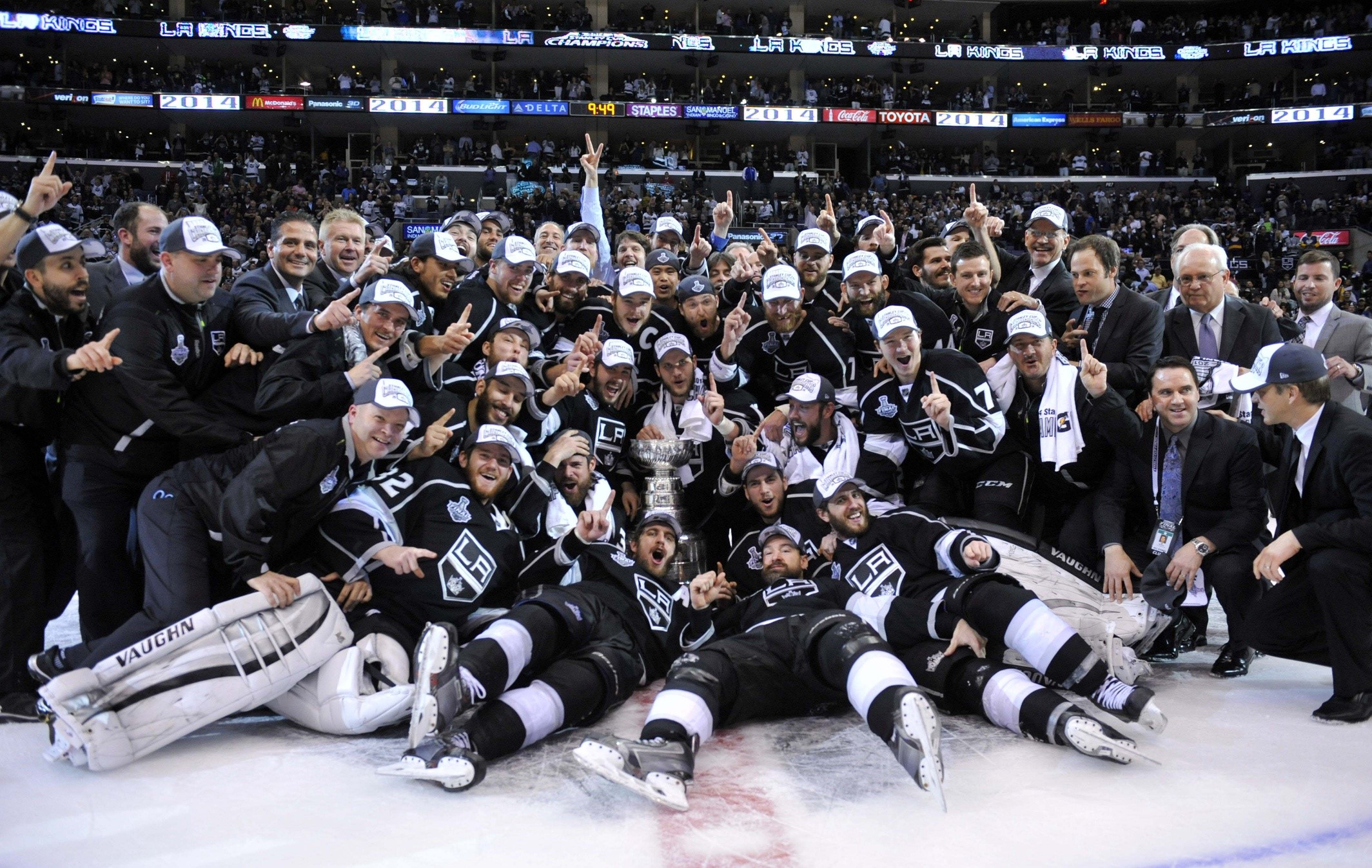 2128x1347 wallpaper.wiki-Los-Angeles-Kings-Backgrounds-PIC-WPE009438