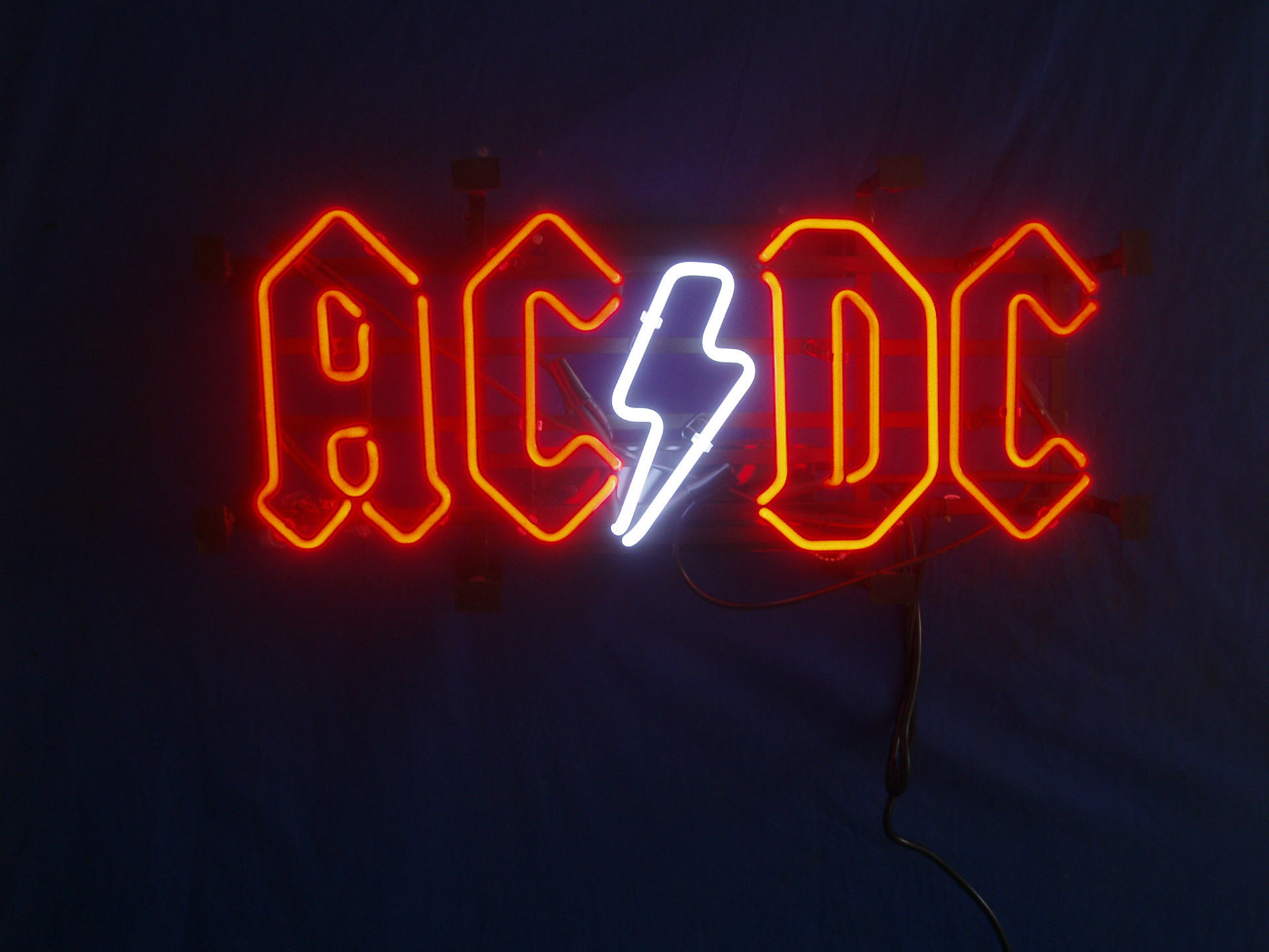 1920x1440 Music - AC/DC Neon Sign Neon Sign Photography Wallpaper