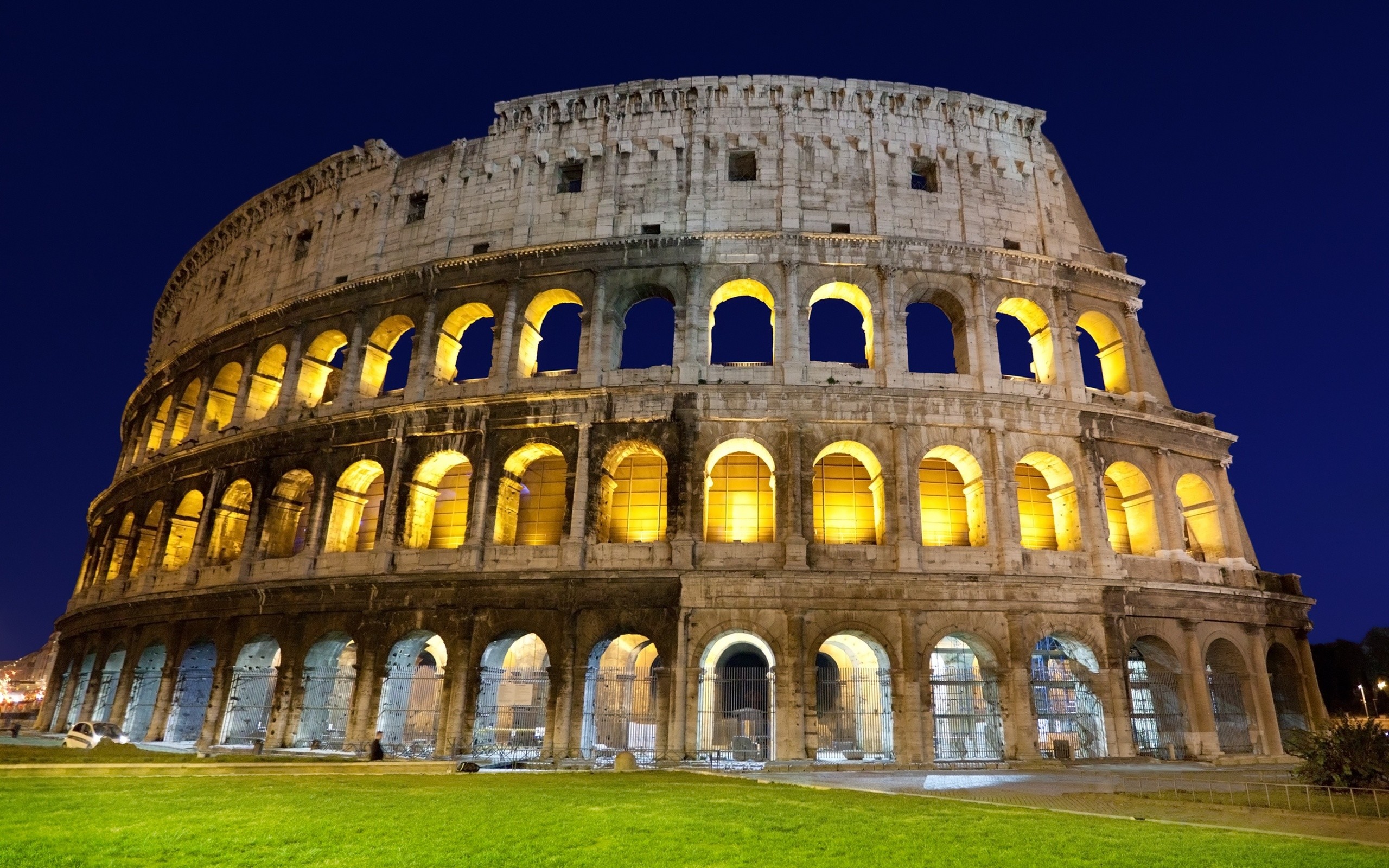 2560x1600 Man Made - Colosseum Wallpaper