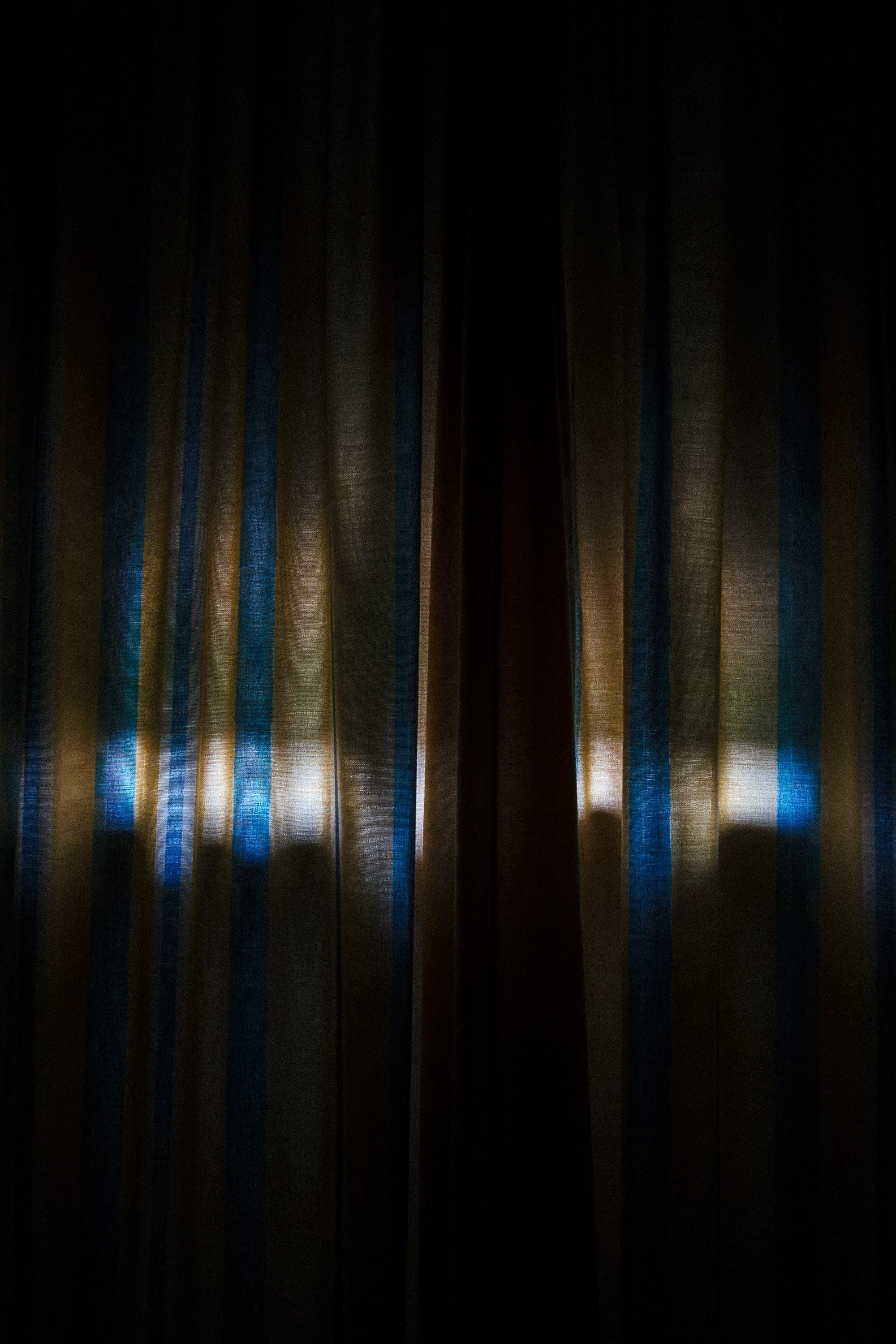 2000x3000 light night sunlight texture dark line reflection curtain darkness stripe  lighting circle lens flare stage symmetry