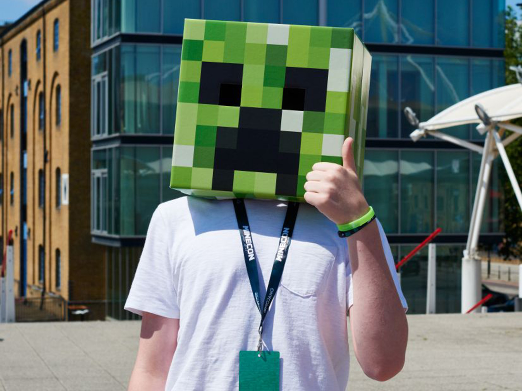 2048x1536 Minecon 2015: Minecraft fans descend in their thousands for record-breaking  convention | The Independent
