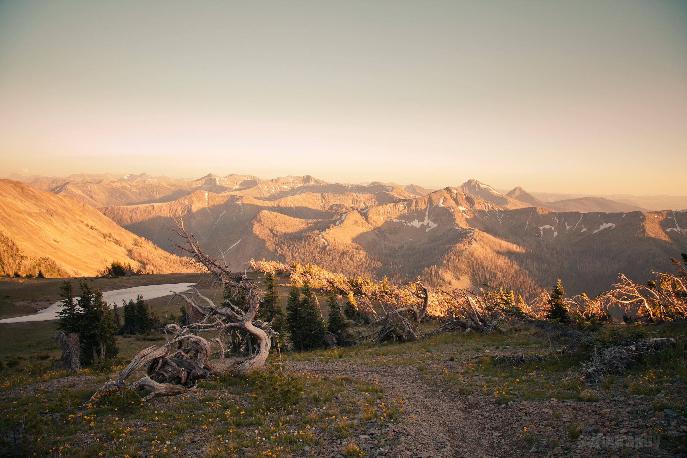2400x1600 Yellowstone National Park Landscape â¤ 4K HD Desktop Wallpaper for