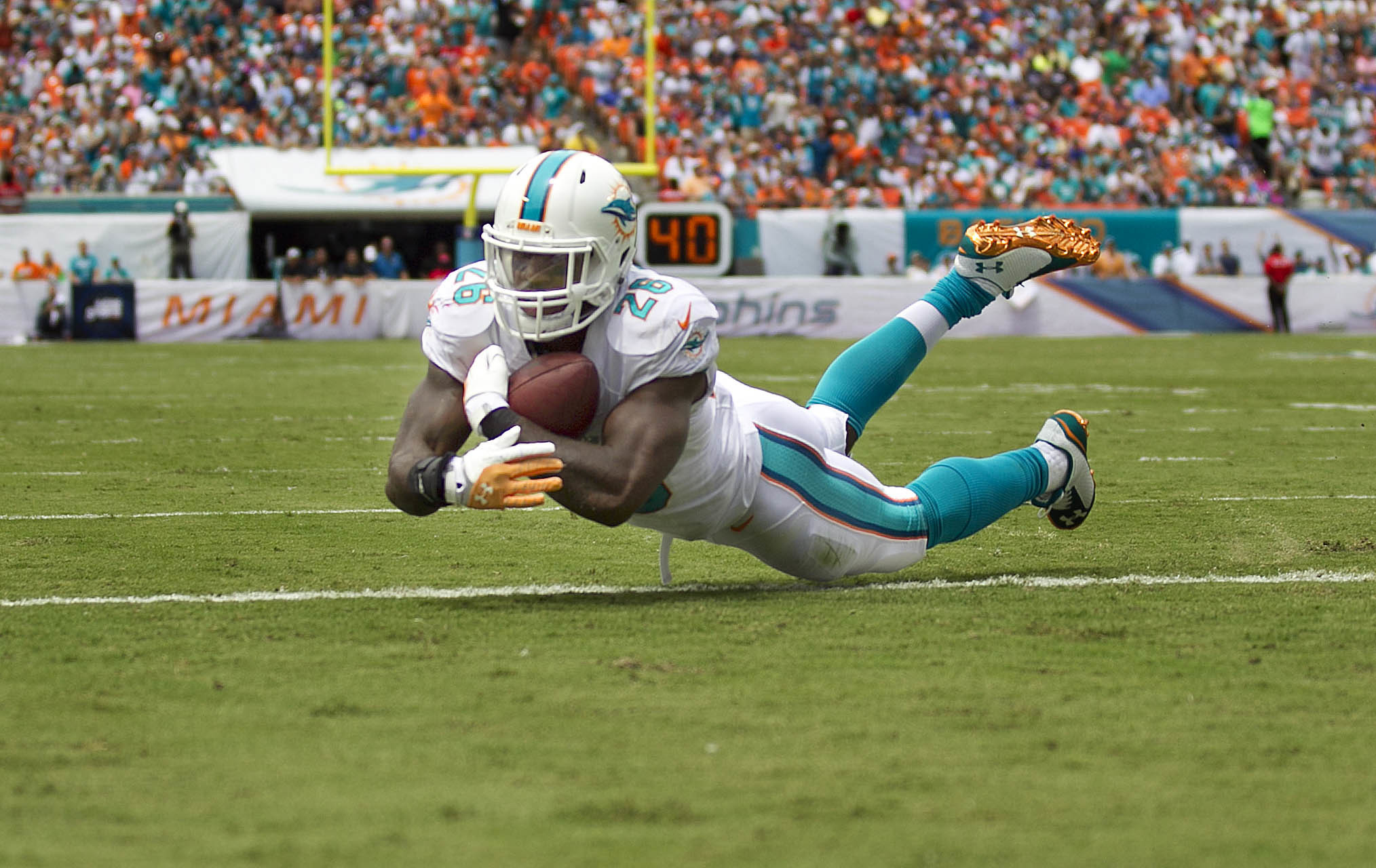 2028x1280 Miami Dolphins HD Wallpaper | Background Image |  | ID:541968 -  Wallpaper Abyss