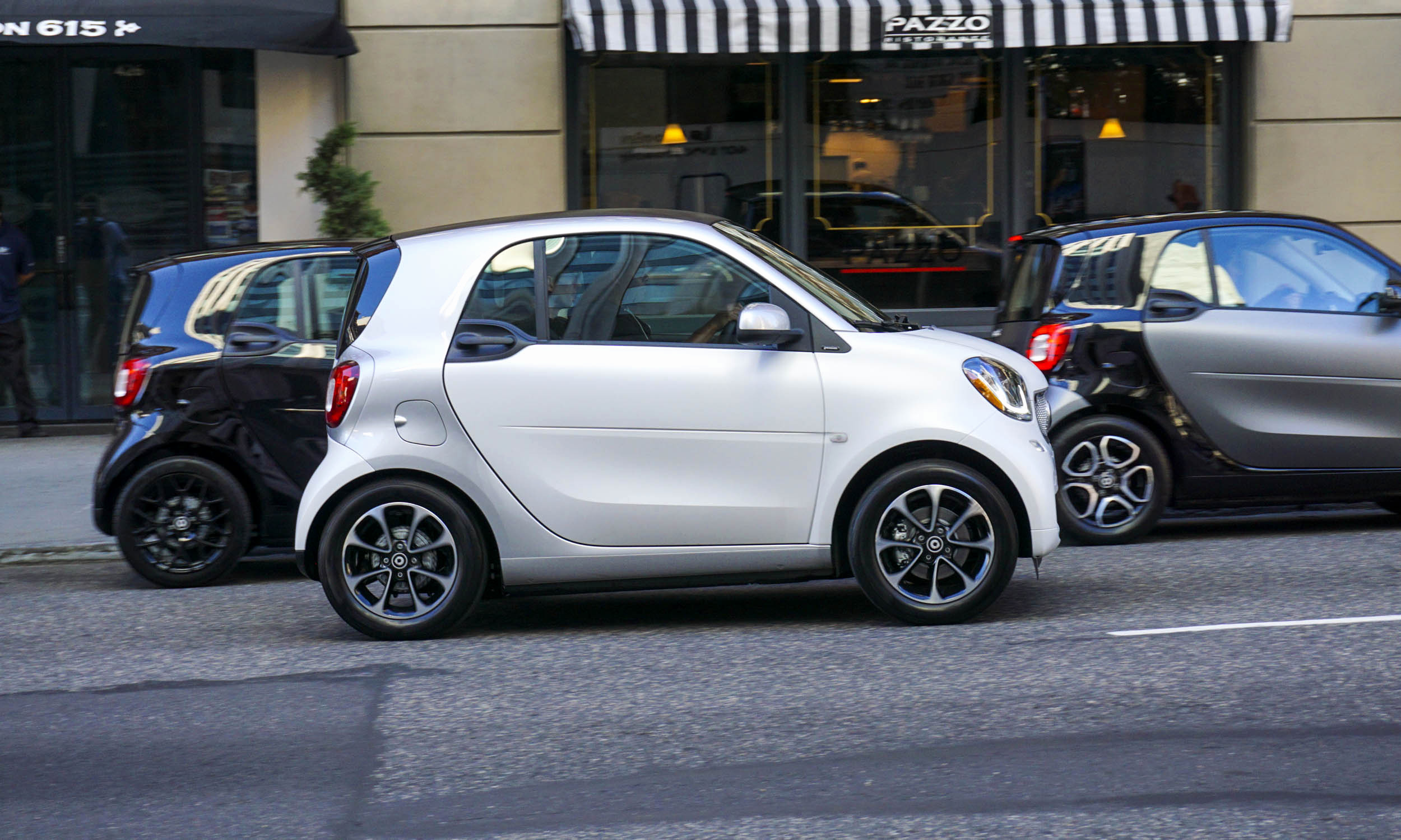 2500x1500 smart fortwo10