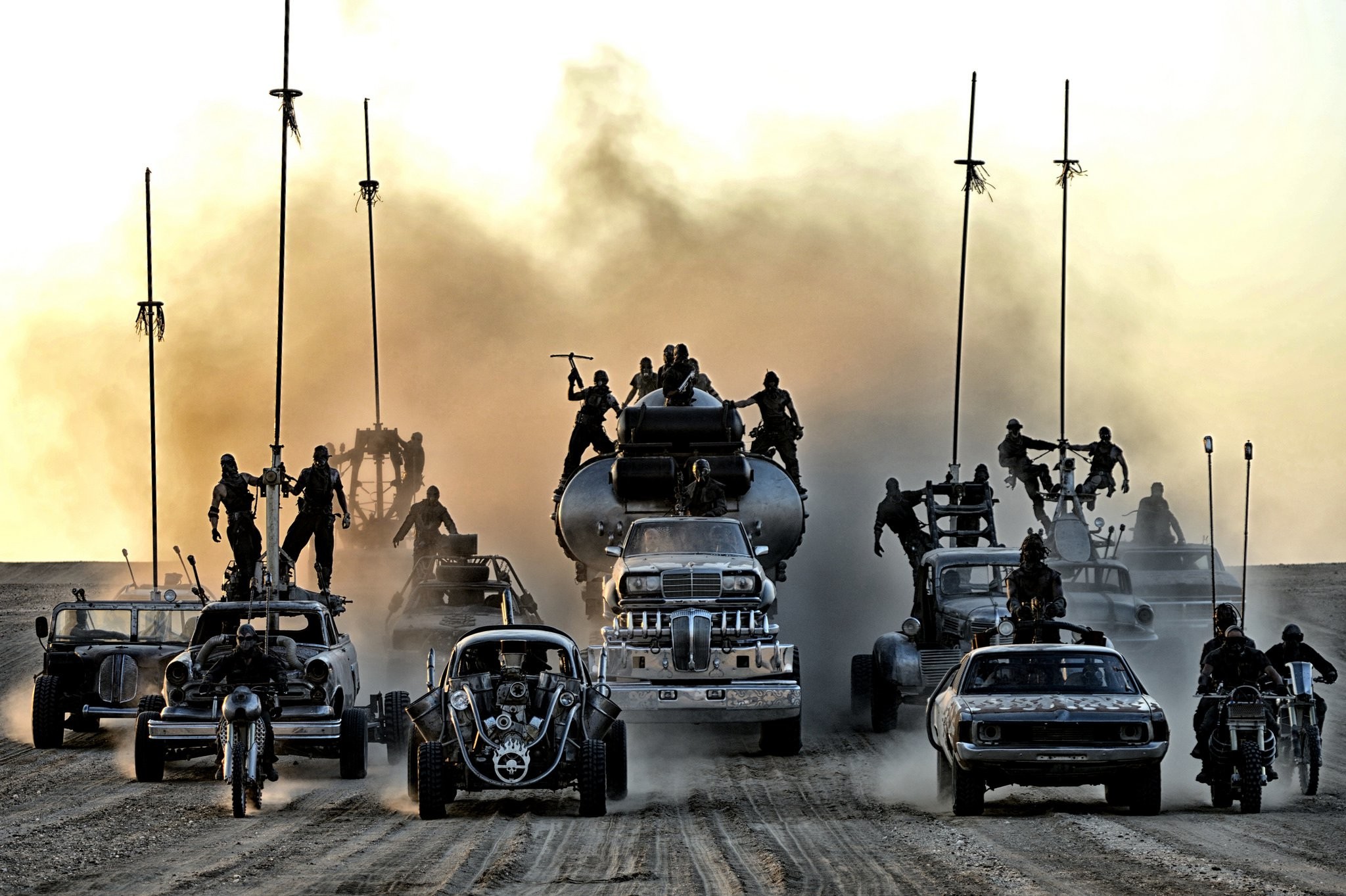 2048x1363 Mad Max A Fury Road (1) ...