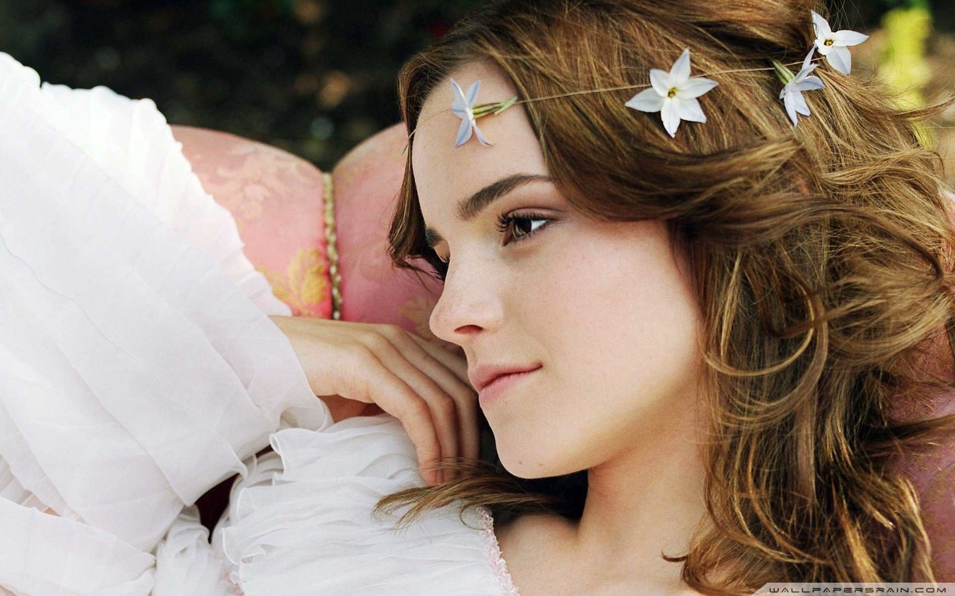 Belle Emma Watson Wallpapers  Top Free Belle Emma Watson Backgrounds   WallpaperAccess