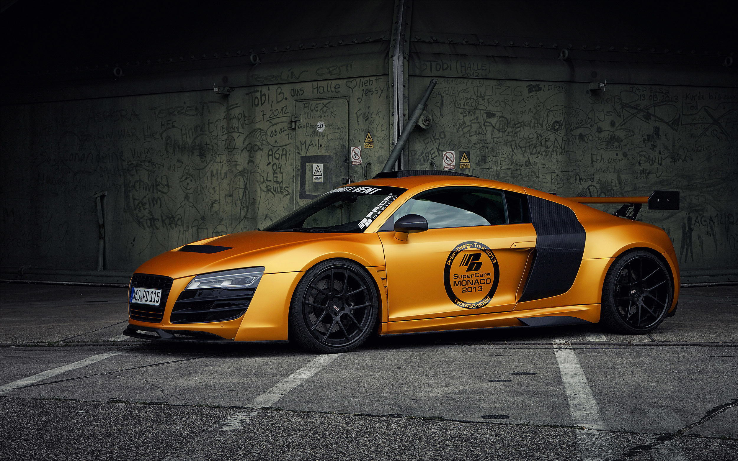 2500x1563 wallpaper.wiki-Audi-R8-Pictures-PIC-WPE0011936
