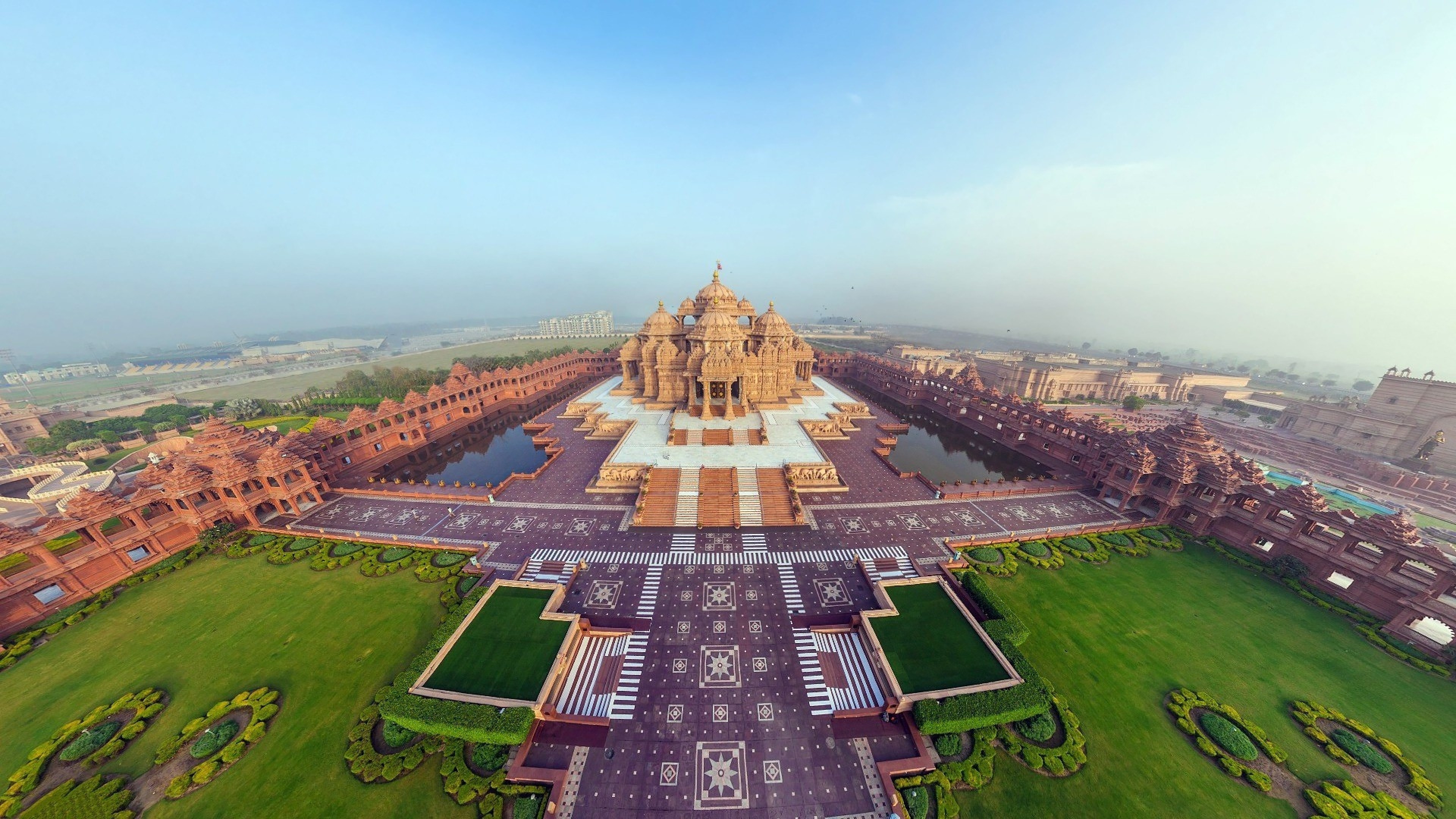 3840x2160 Preview wallpaper india, akshardham temple, beautiful, top view, panorama  