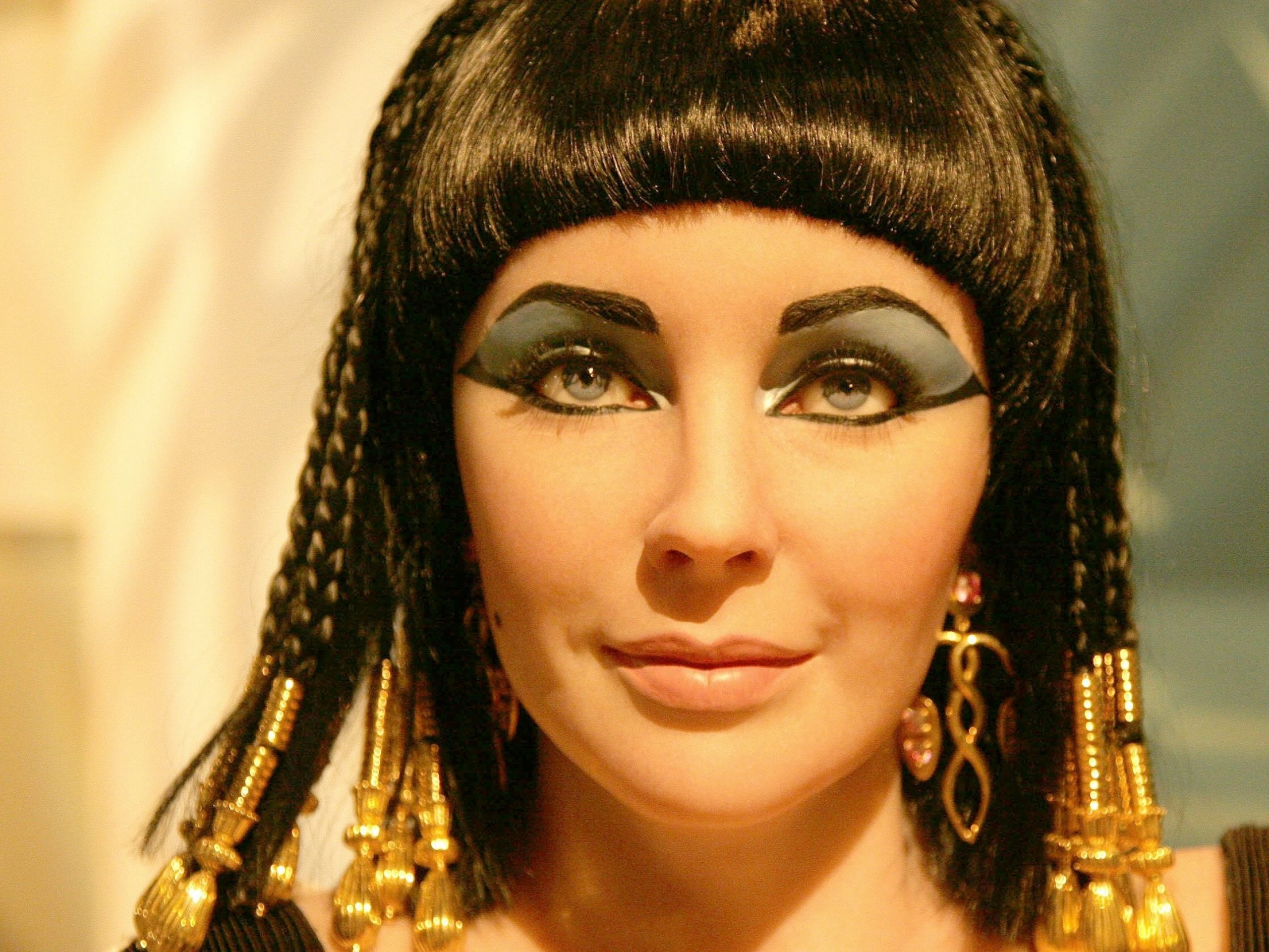 Cleopatra Wallpapers 61 Images Erofound