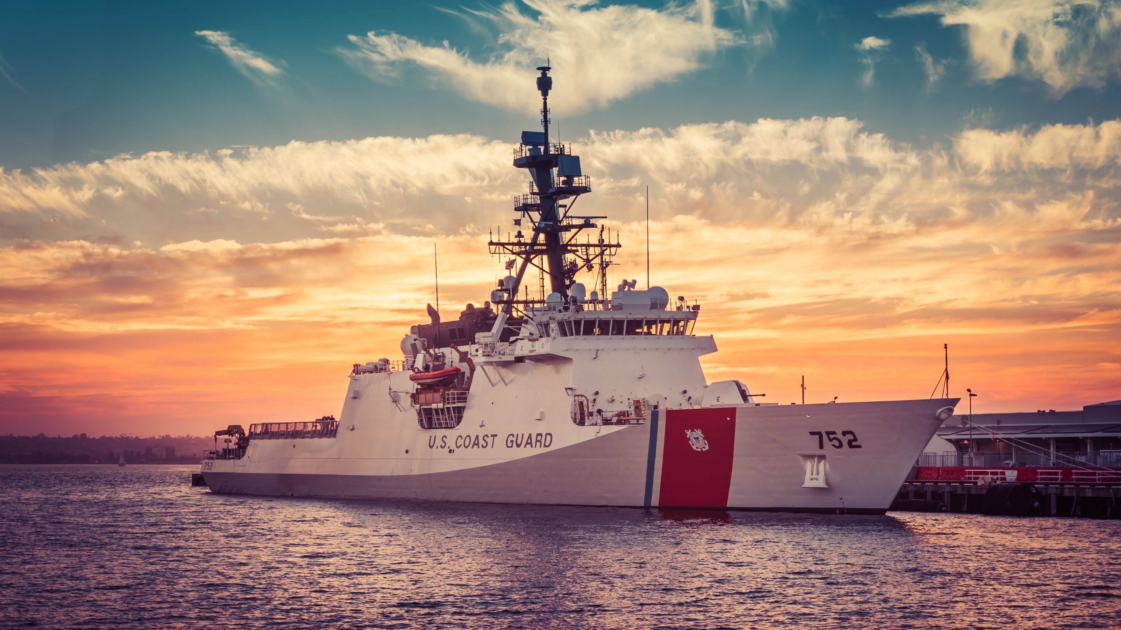 3840x2160 US Coast Guard Ship Wallpaper