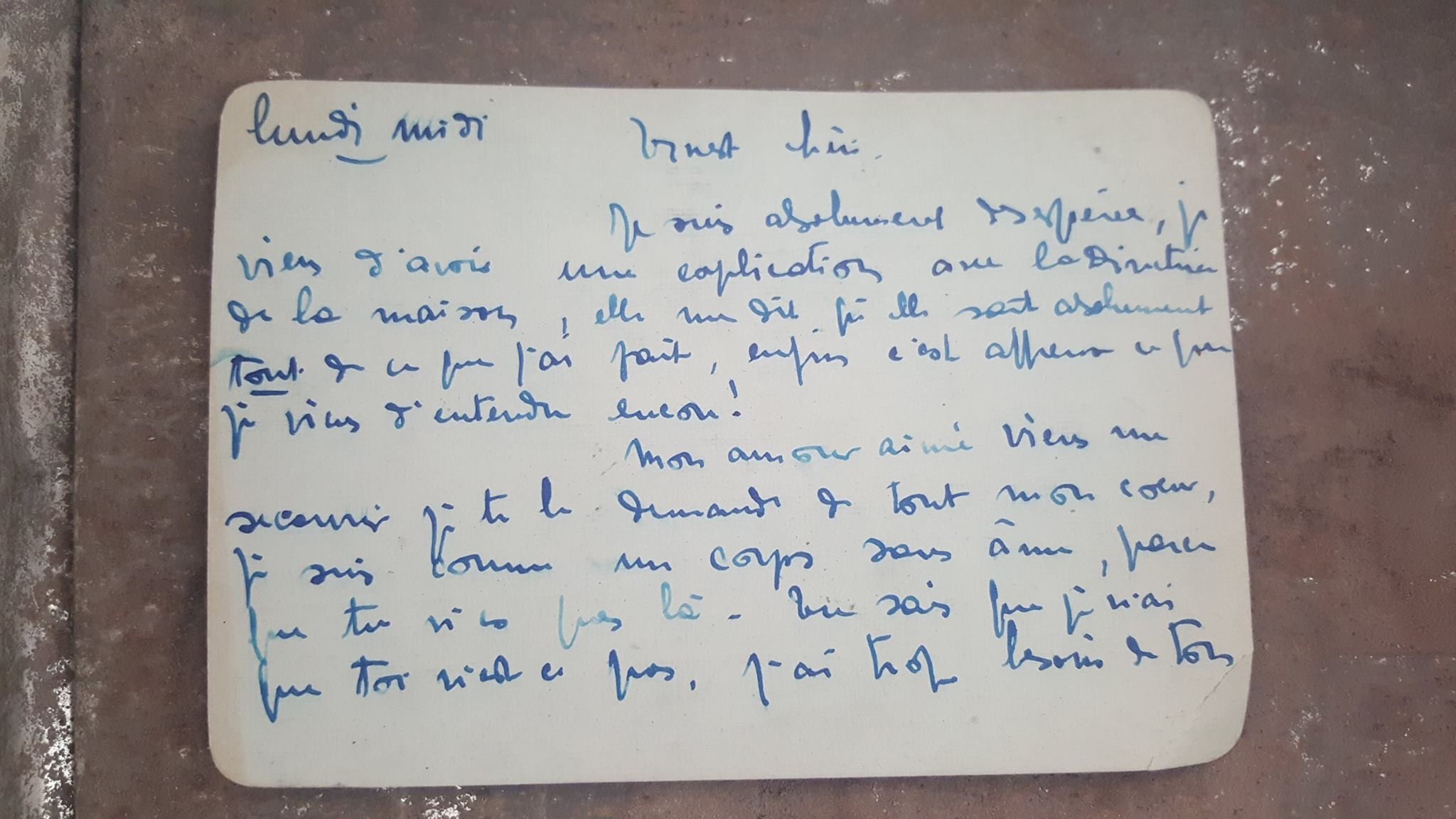 2048x1152 Builders discover mysterious 94-year-old love letter in French post office