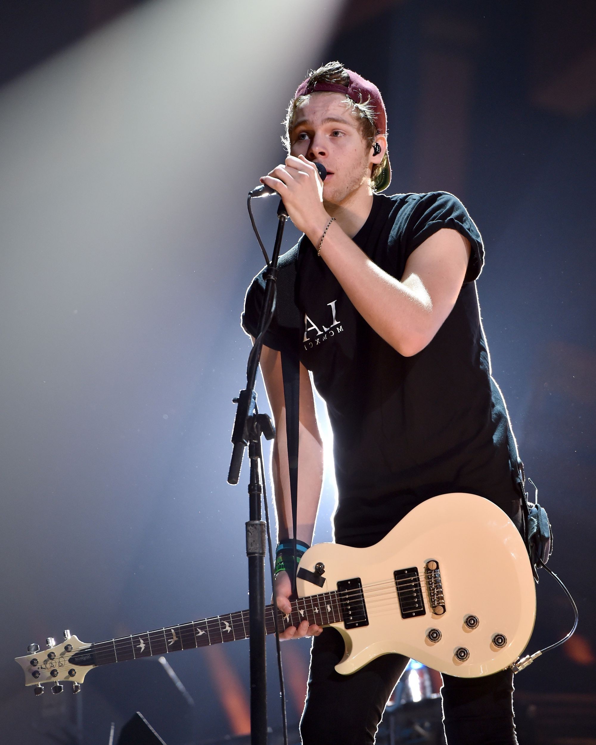 2000x2500 Luke Hemmings, 5 Seconds Of Summer Wallpapers HD / Desktop and Mobile  Backgrounds
