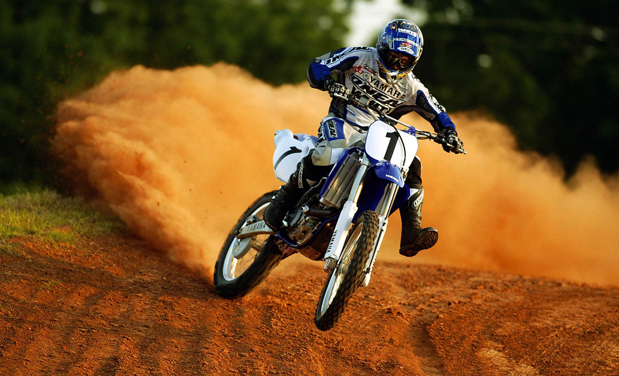 2000x1215 Dirt Motocross Yamaha Bike Race Wallpaper HD #2070 Wallpaper .
