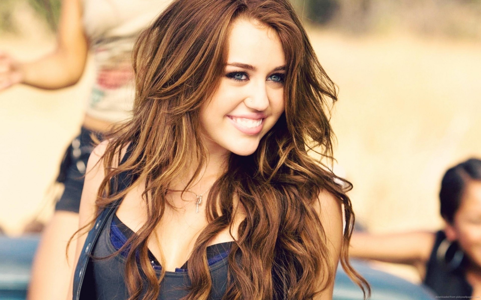 1920x1200 Miley Cyrus Wallpapers hd
