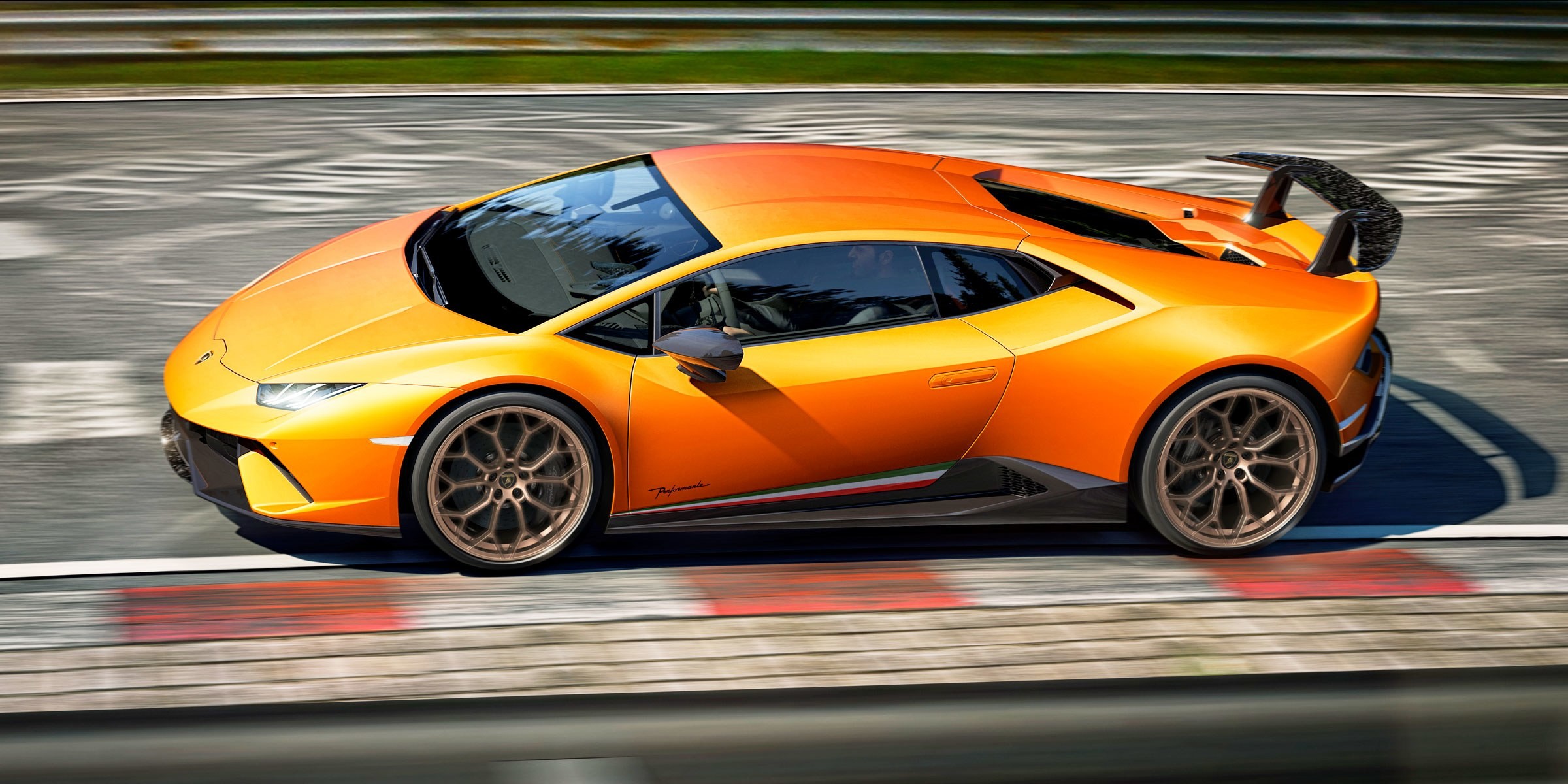 2400x1200 Slide: 1 / of 5. Caption: Lamborghini