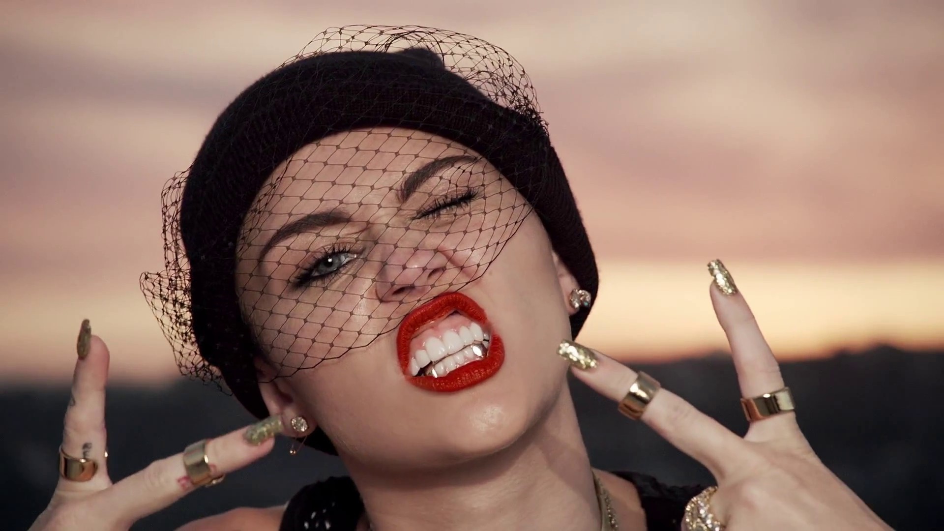 1920x1080 Miley Cyrus in Song Wink Her Eye and in Crazy Look High Quality Desktop  Background Photo
