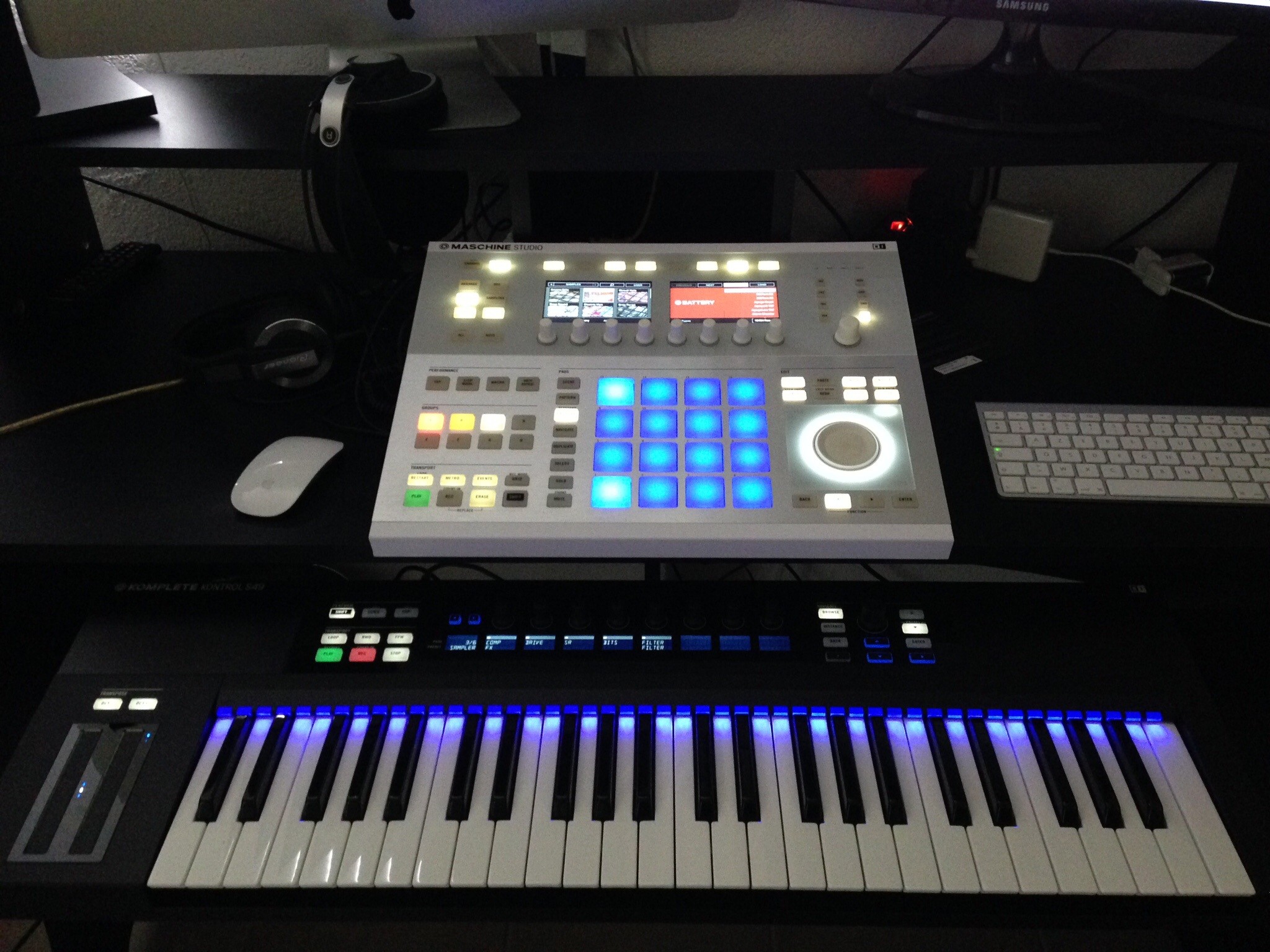 massive native instruments controller with iphone
