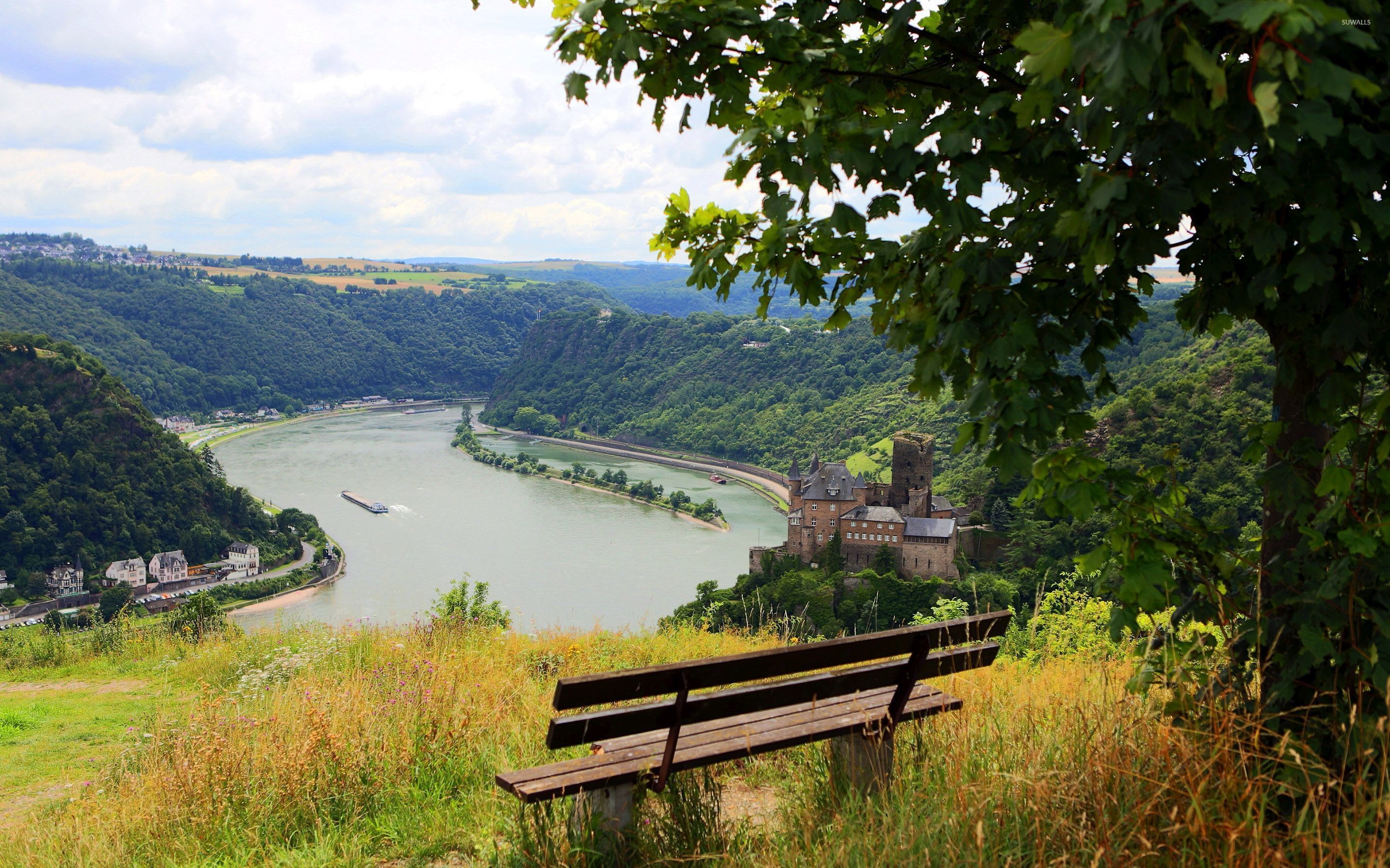 2880x1800 Bench facing the small village and river wallpaper