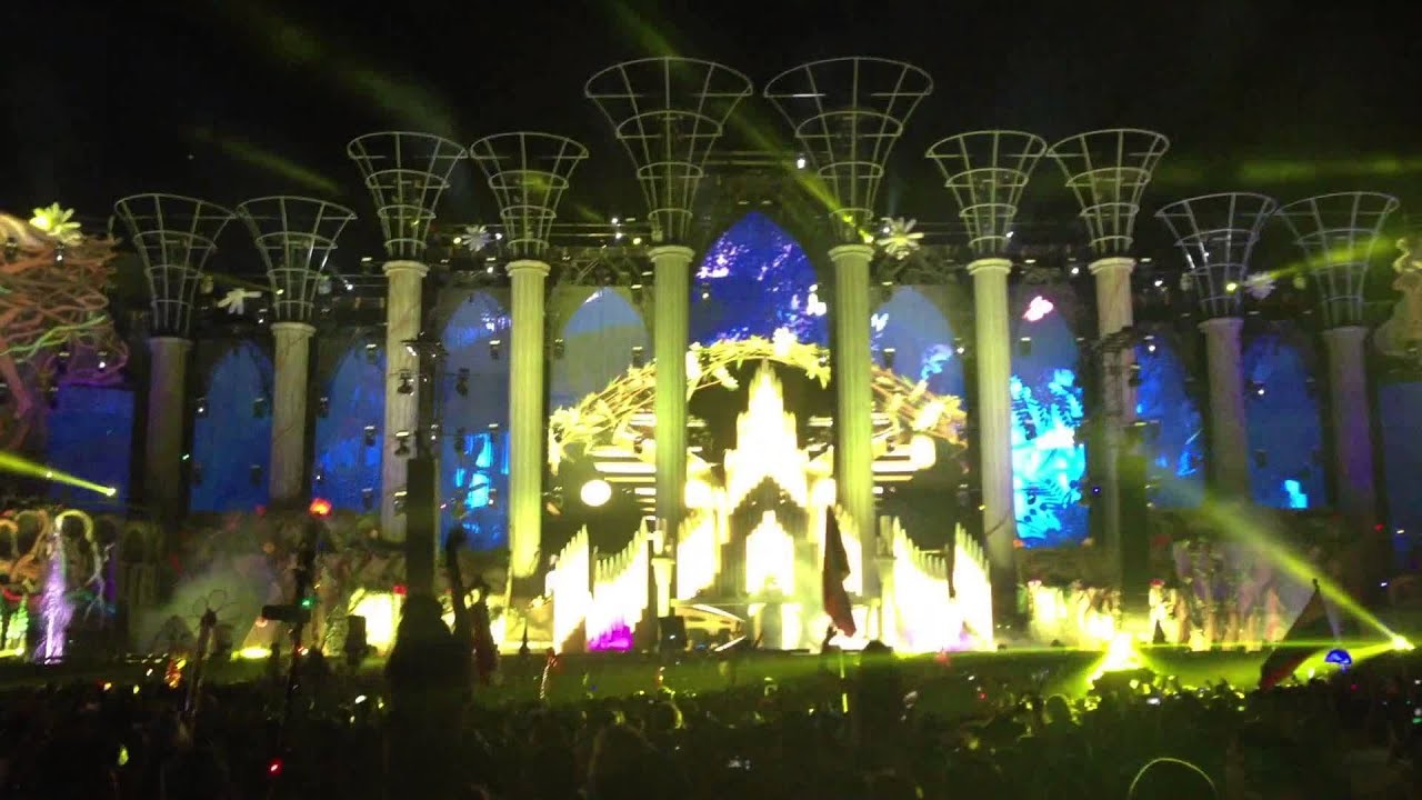 1920x1080 Armin van Buuren @ EDC Las Vegas 2014 [1080p]