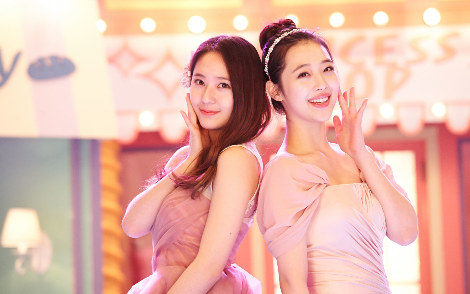 1920x1200 [OFFICIAL] 140305 f(Sulli)+f(Krystal) = Etude House Wallpapers [11P]