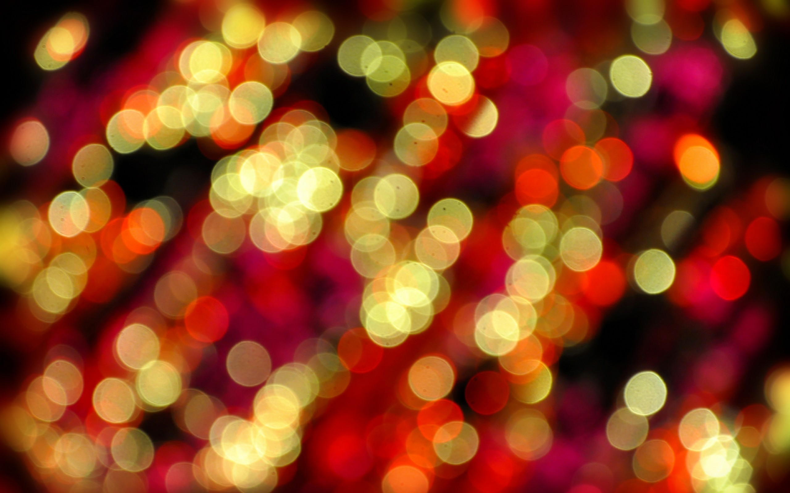 2560x1600 Blurry Christmas Lights Wallpaper 8537
