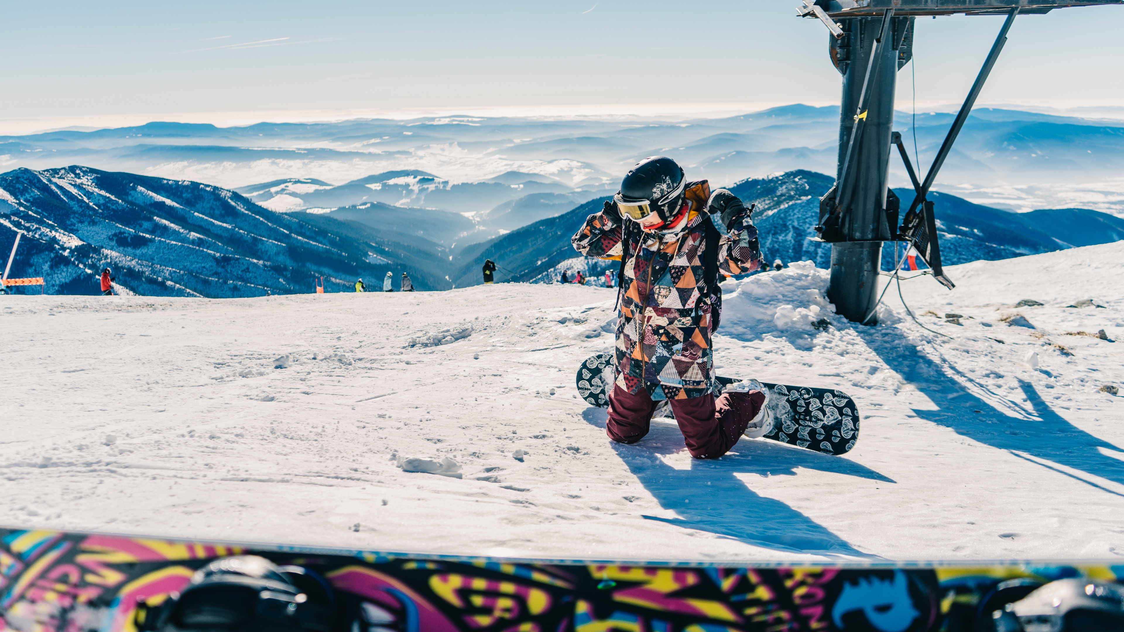 3840x2160 Preview wallpaper snowboarder, snowboarding, mountain, snow 