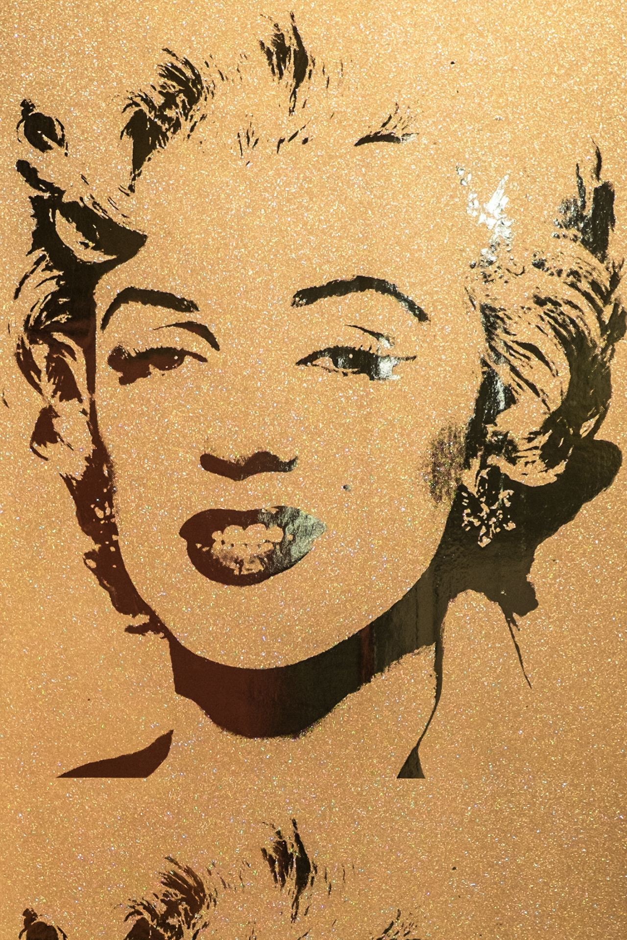 1280x1920 Flavor Paper/Andy Warhol Marilyn Monroe Wallpaper. Gold Diamond Dust