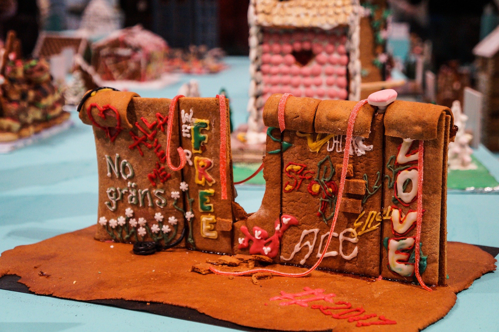 2000x1331 ... These Swedish gingerbread houses will make you rethink borders