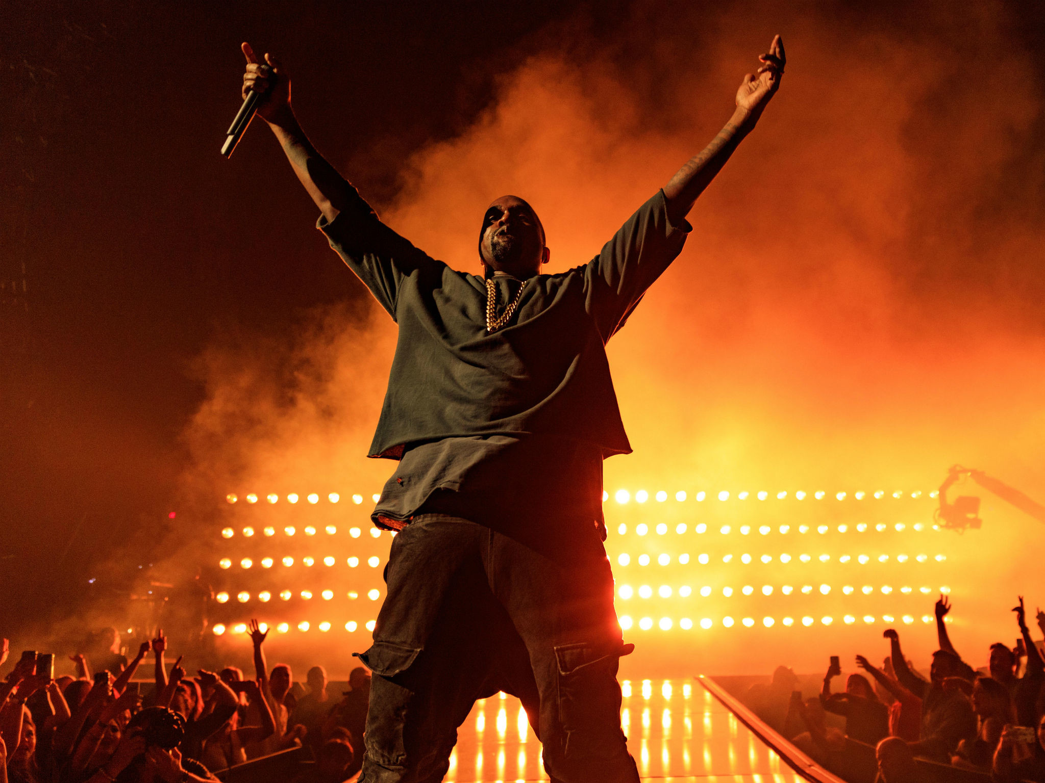2048x1536 Kanye West: 5 of the rapper's most controversial performances | The  Independent