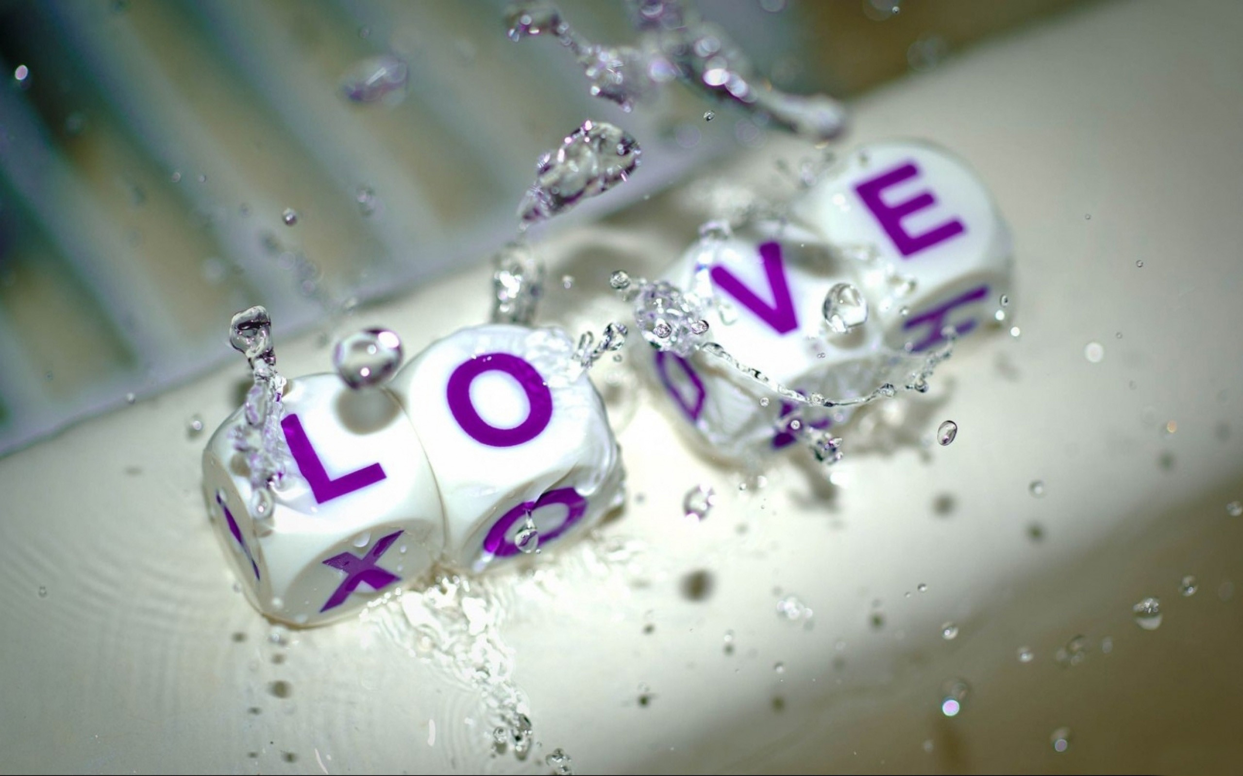 2560x1600 The Word Love Water Drop Wallpapers