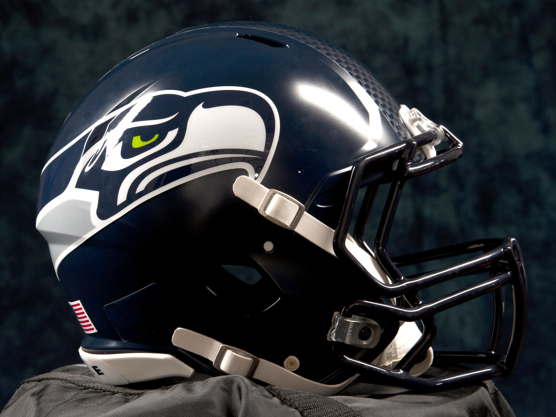 1920x1440 New Seahawks Helmet