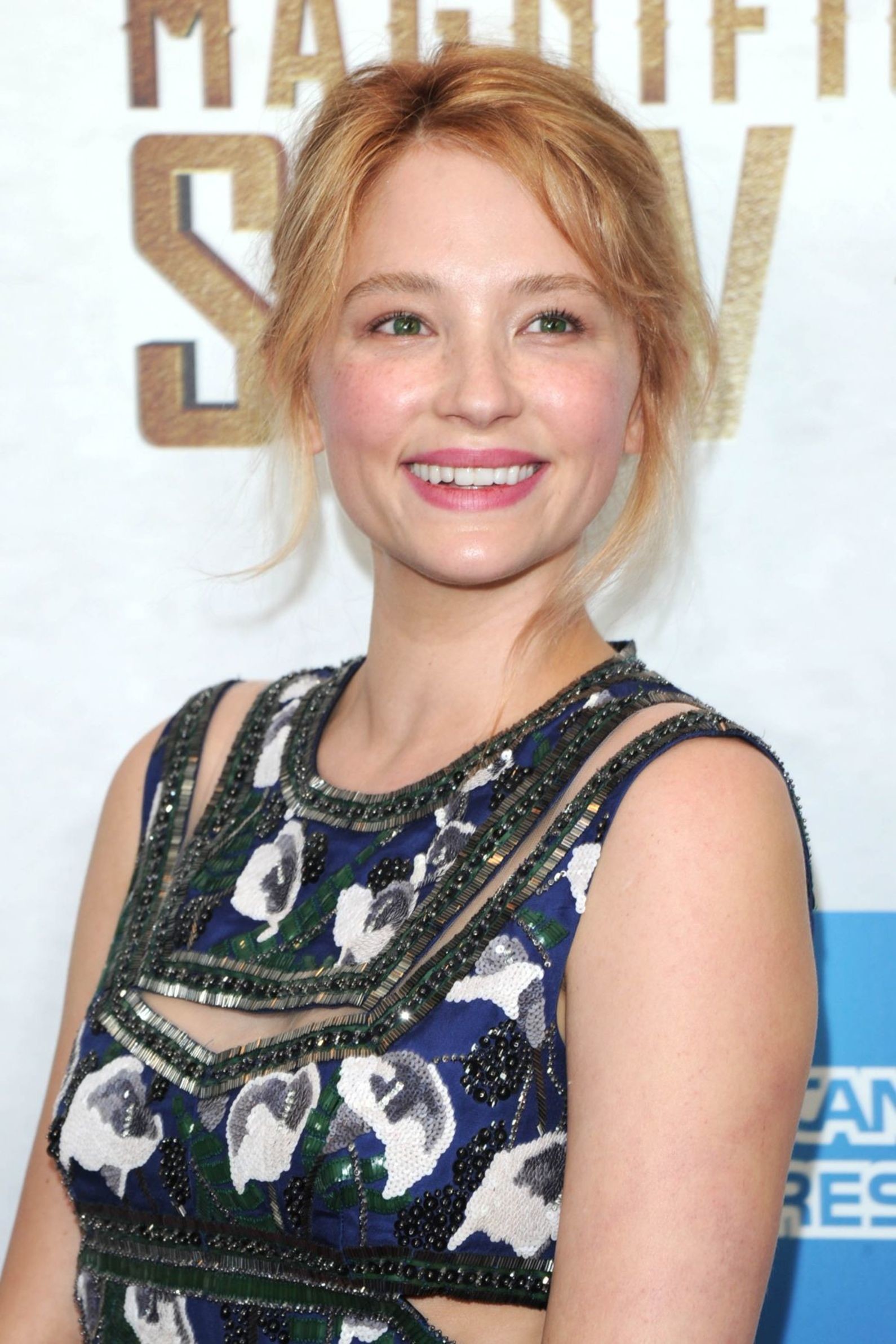 1590x2385 haley-bennett-at-the-magnificent-seven-premiere-in-