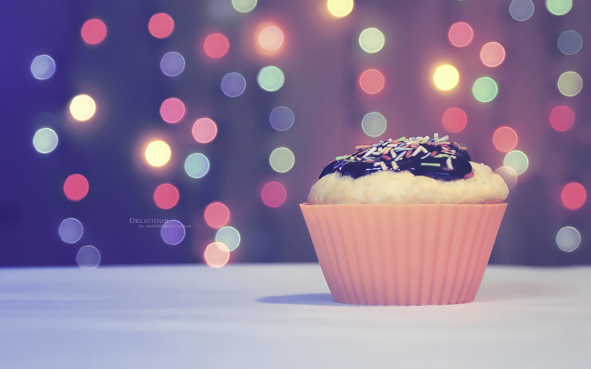 1920x1200 colorful dots cupcake image