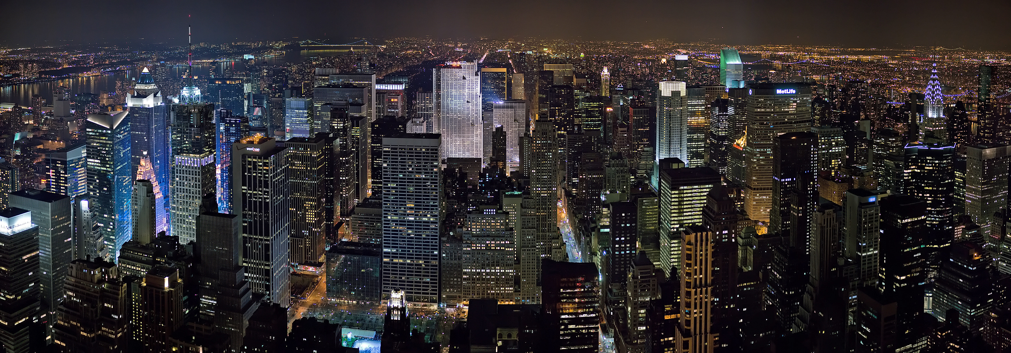 3496x1223 File:New York Midtown Skyline at night - Jan 2006 edit1.jpg