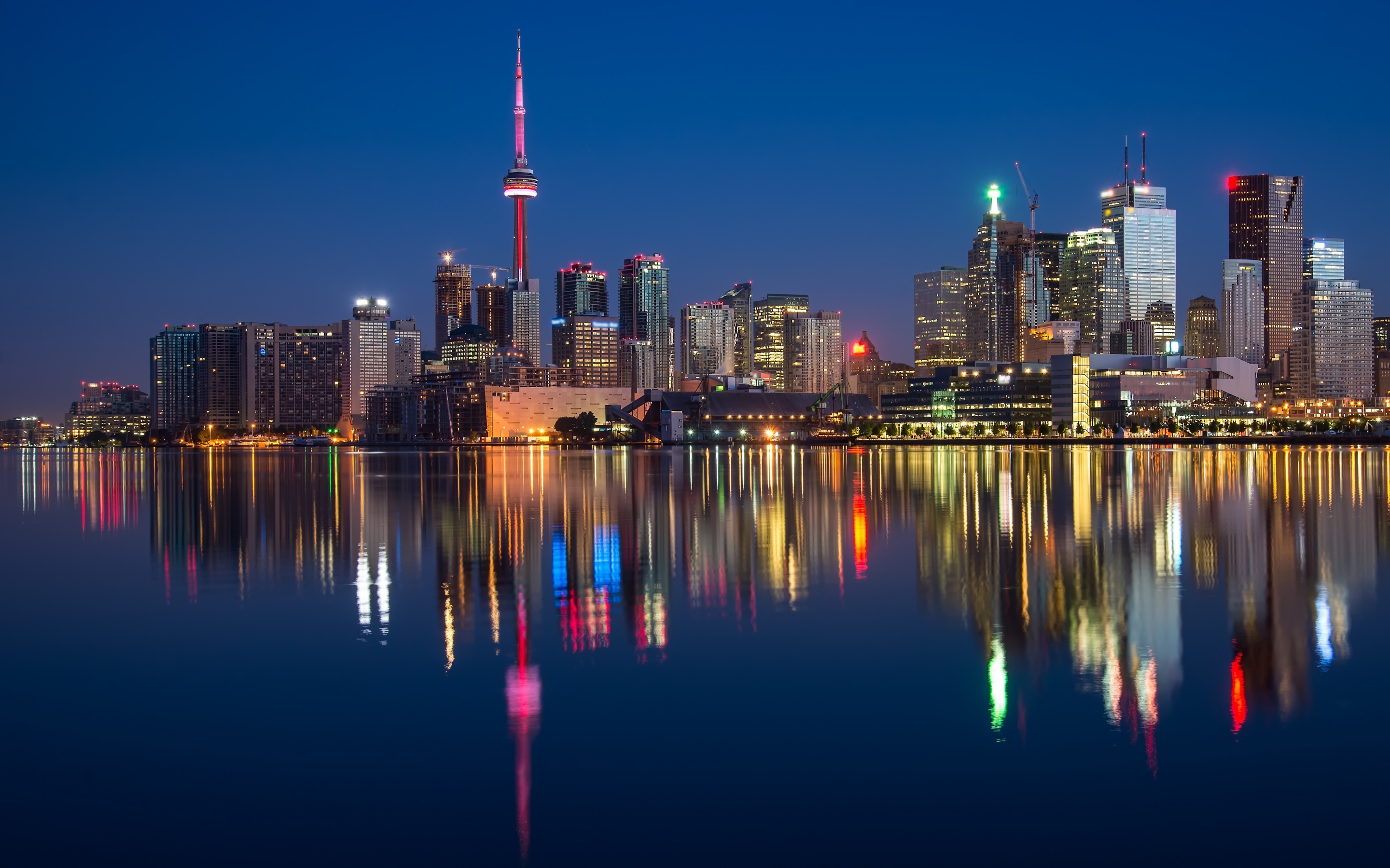 2880x1800 Toronto Skyline Skyscrapers