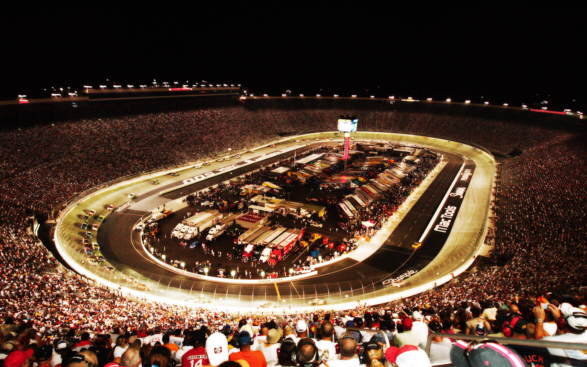 1920x1200 The night race at Bristol Motor Speedway. The only NASCAR track on the east  coast that I have not seen a Sprint Cup Series race at. Always seems to  conflict ...