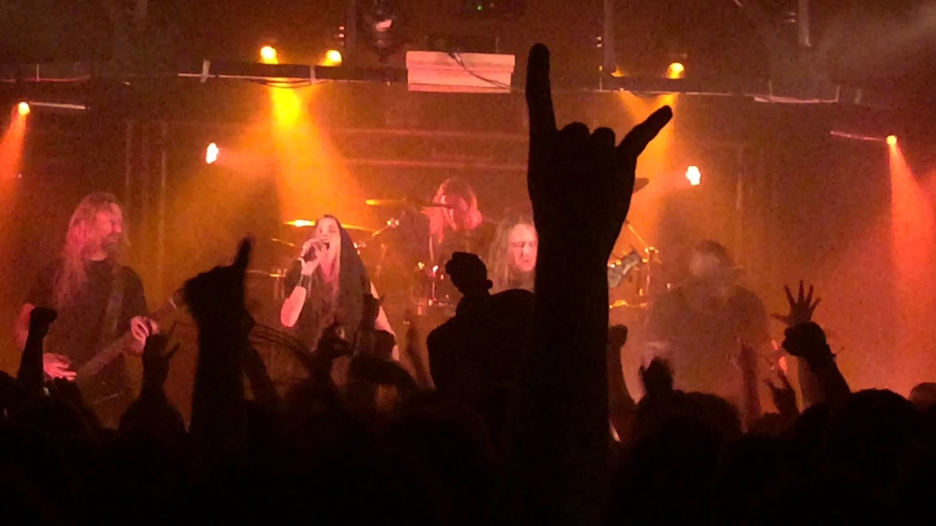 1920x1080 HUNTRESS Frontwoman Filled In For AMON AMARTH Live And Nailed It! - Metal  Injection