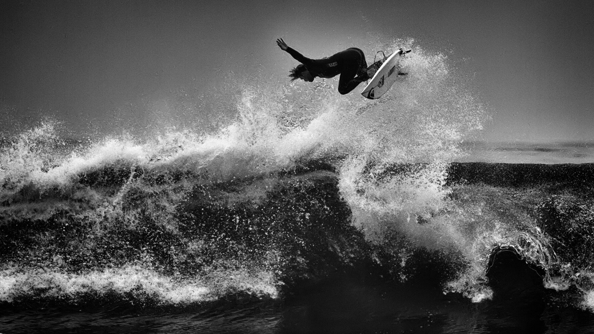 1920x1080 Huntington Beach Surfing