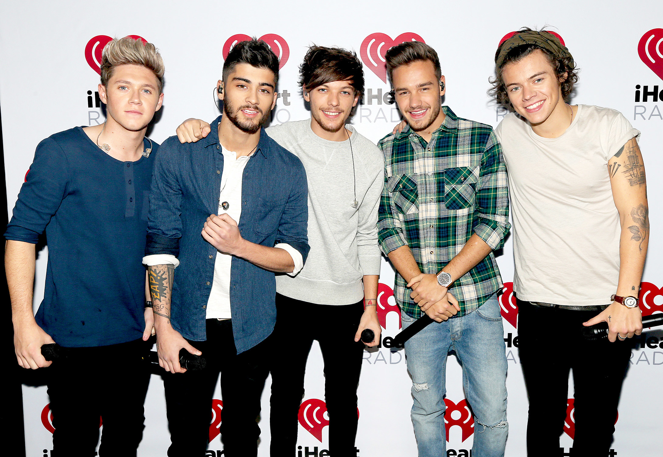 2179x1500 One Direction Exitoc
