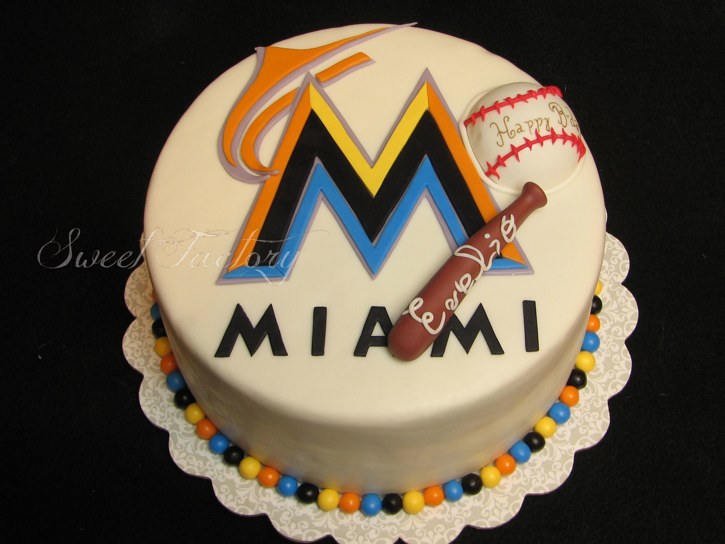 2385x1789 Miami Marlins Cake