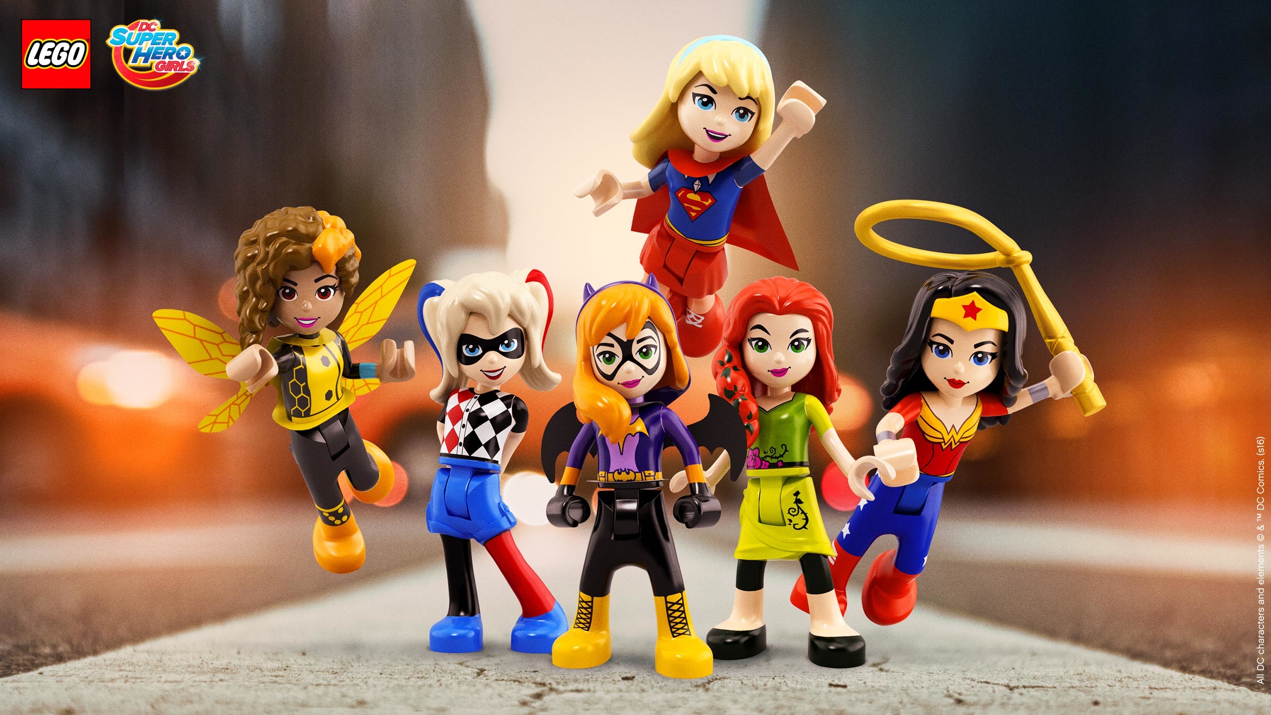 2560x1440 LEGOÂ® DC Super Hero Girlsâ¢ Save the day