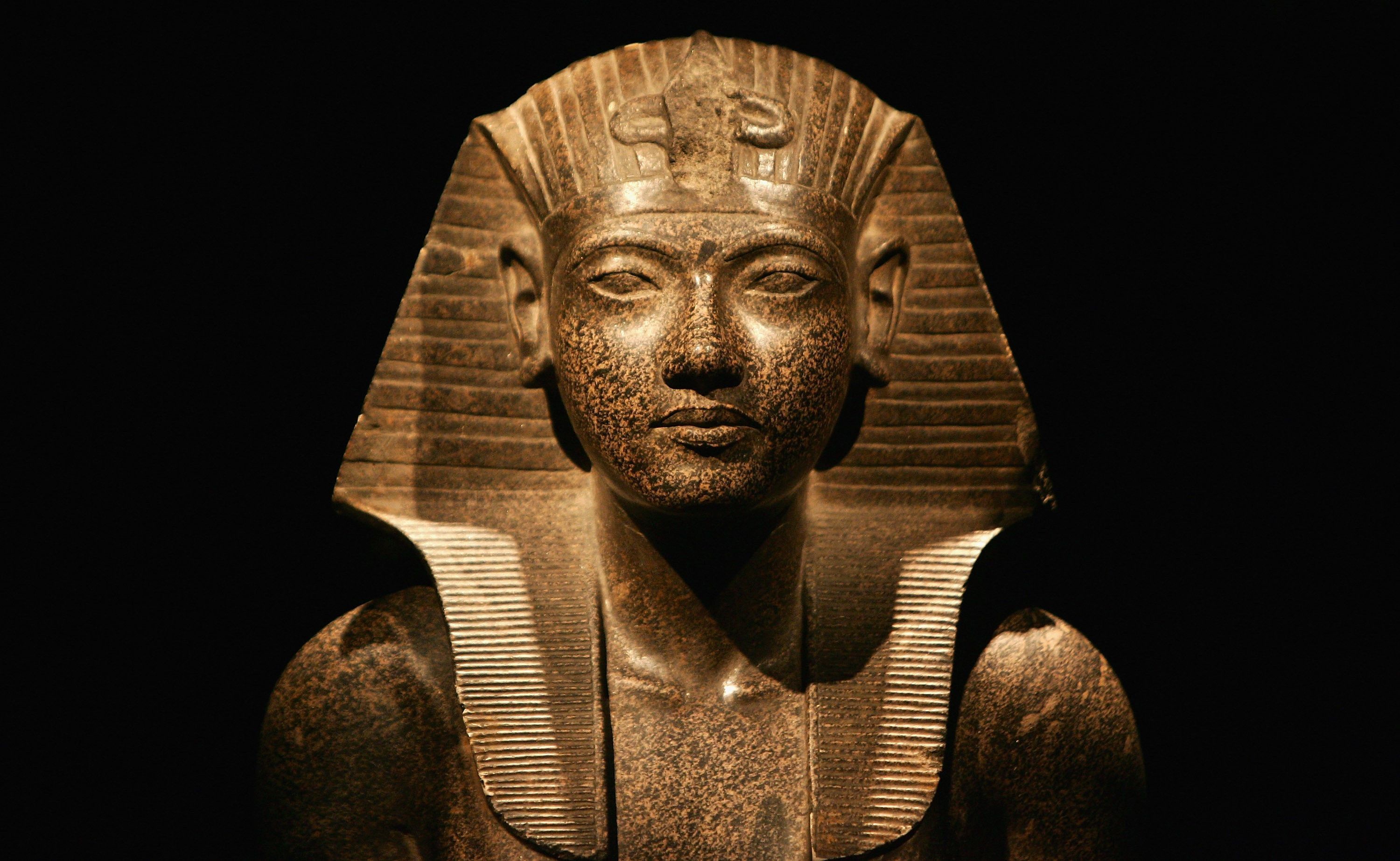 3000x1844 ... Wallpapers Egypt Tutankhamun The Golden King Great Pharaohs Top ...