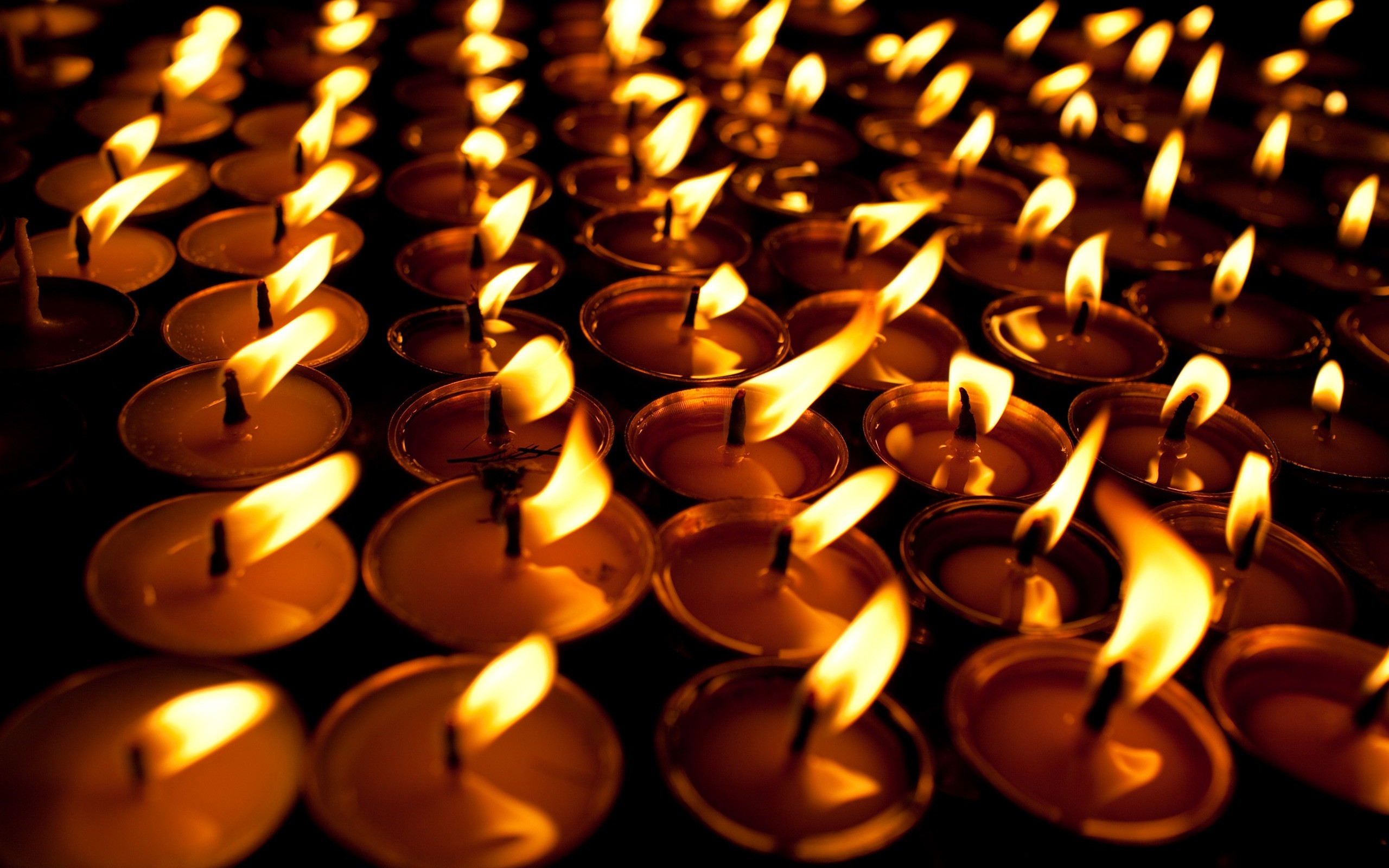 2560x1600 Candle Wallpaper High Resolution