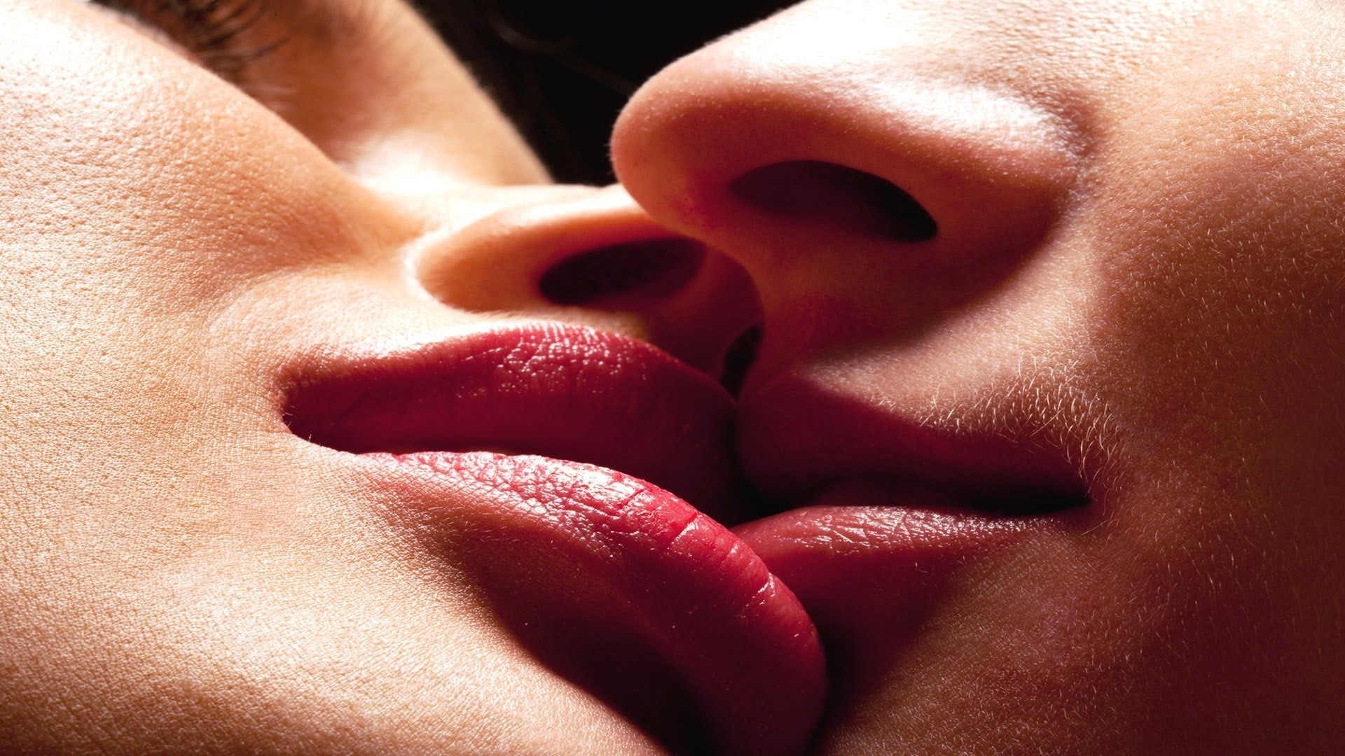 1920x1080 Couple Lips Kiss Hd Images