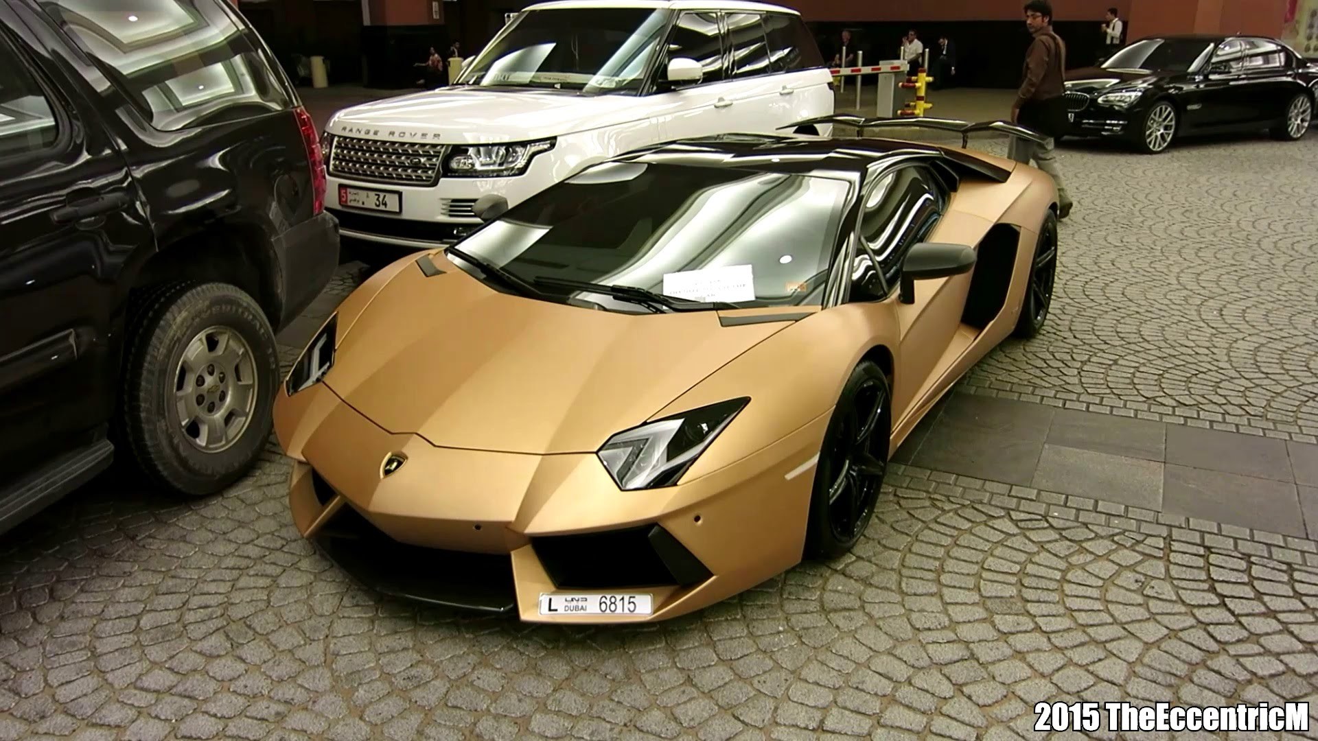 1920x1080 Matte Gold Lamborghini Aventador LP700-4 at Mall of the Emirates! - YouTube