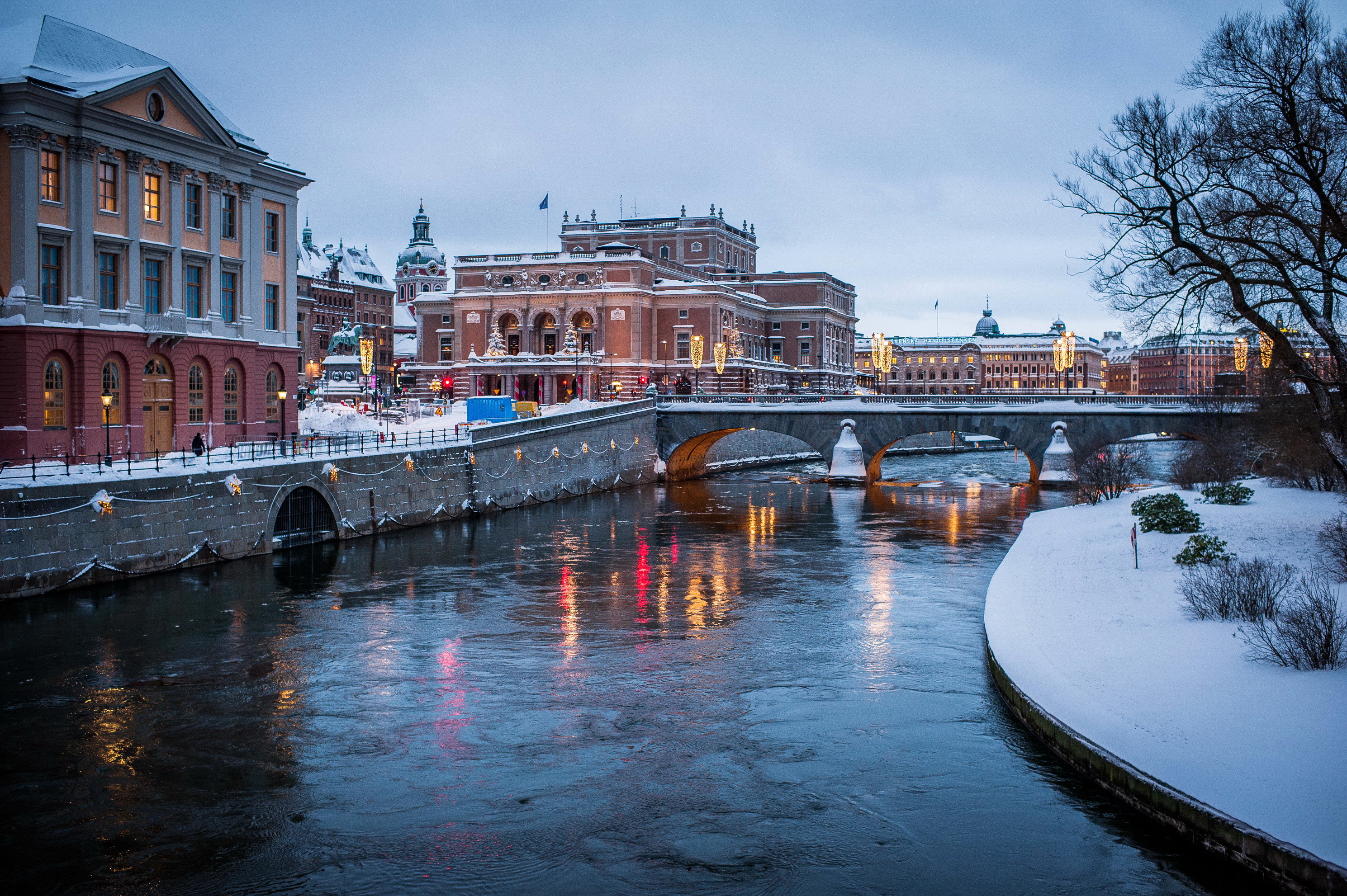 2978x1982 Sweden City In Winter