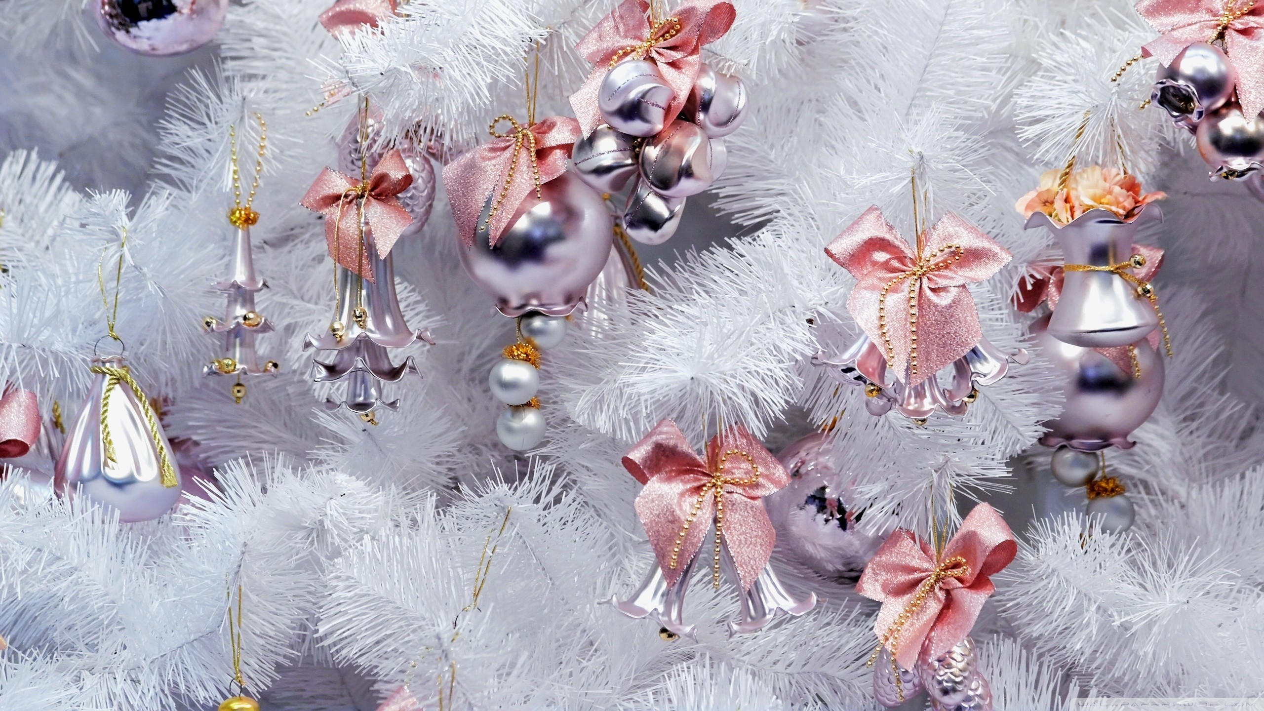2560x1440 1920x1200 Christmas Ornaments | White Christmas Wallpapers ...