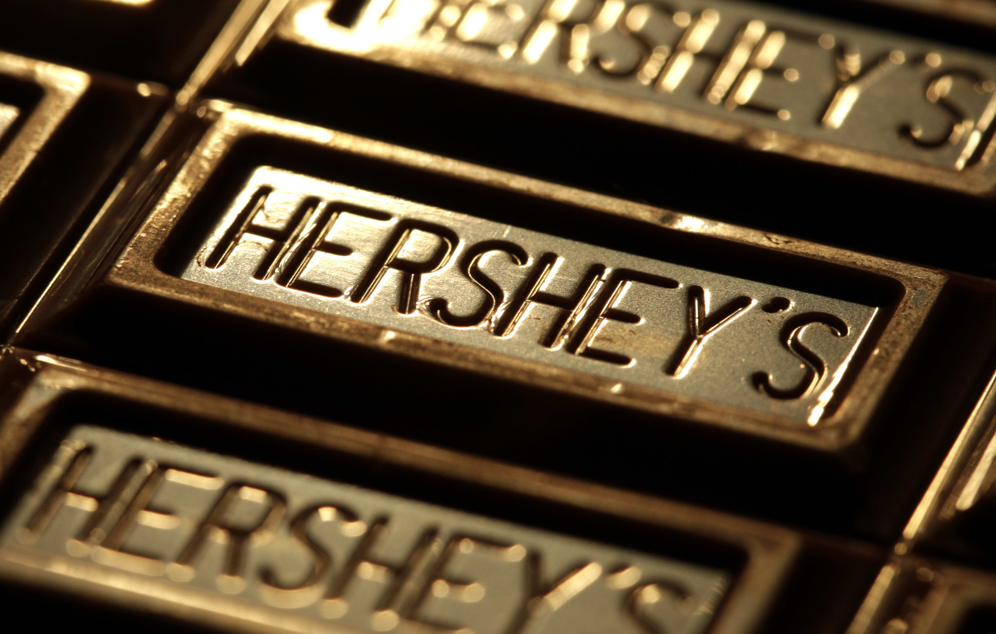 2048x1305 Fate of megadeal for Hershey with Oreo-maker Mondelez lies with  scandal-plagued trust - Chicago Tribune